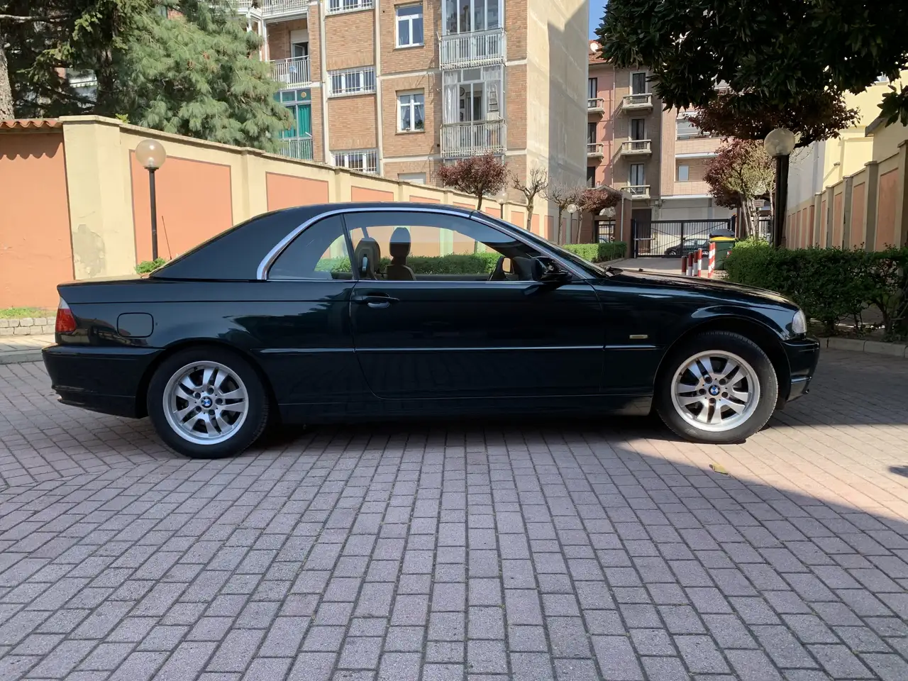 BMW 320i Cabrio c/hardtop, foto 10