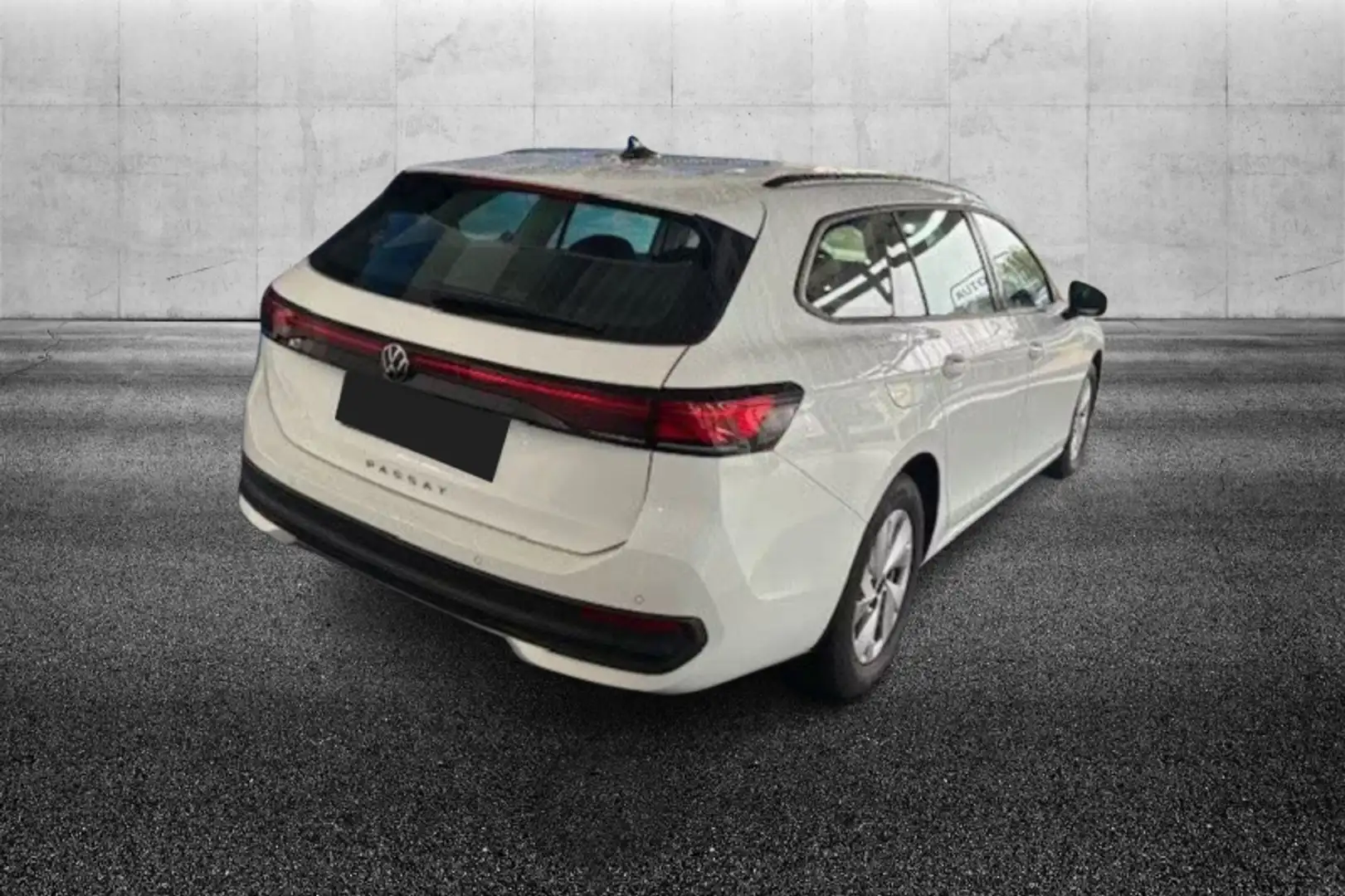 Volkswagen Passat 2.0 TDI 122 CV SCR DSG Bianco - 2