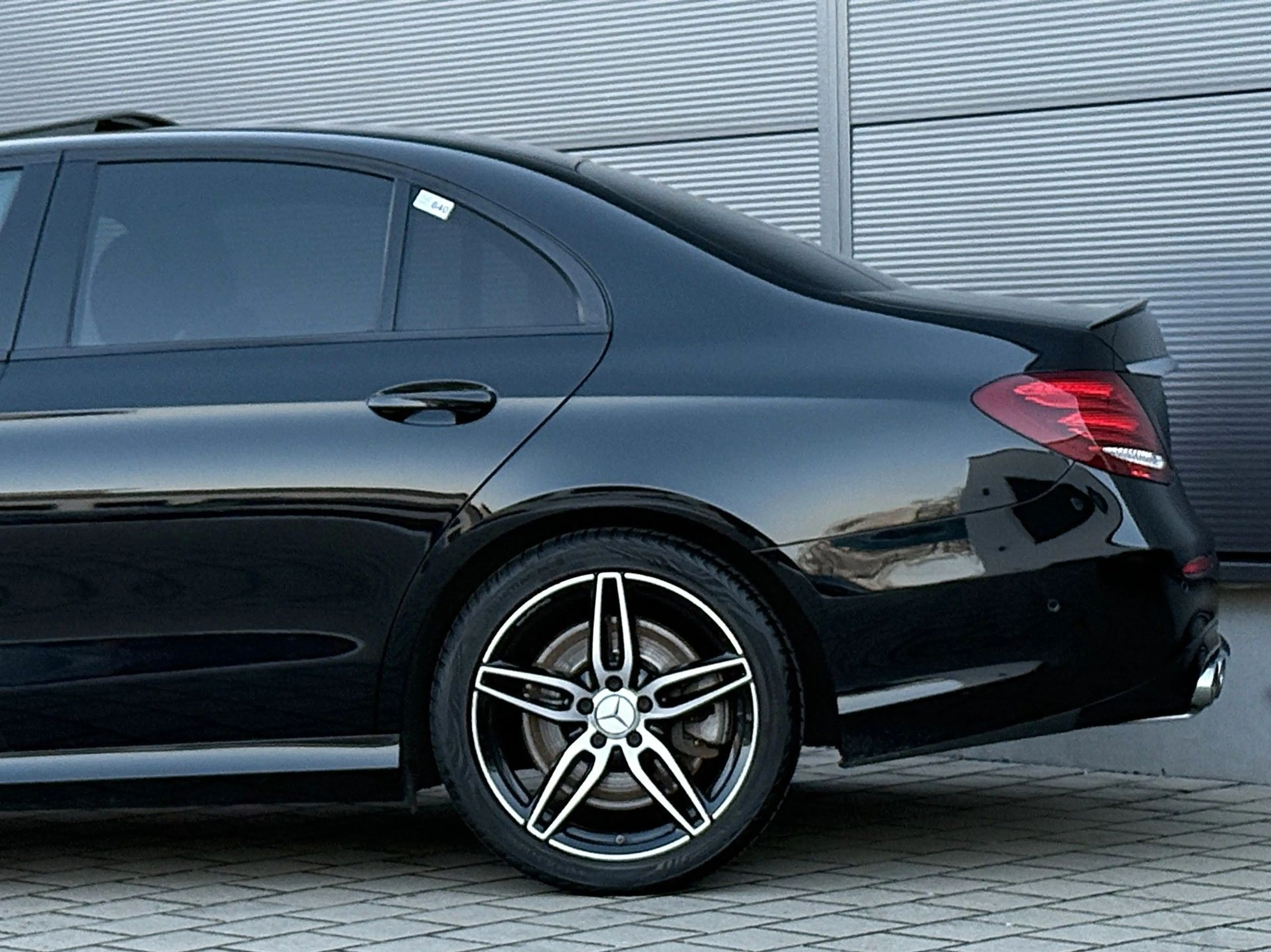 Mercedes-Benz E 53 AMG *4Matic+*Schiebedach*Comand*AMG Ride* — photo 15