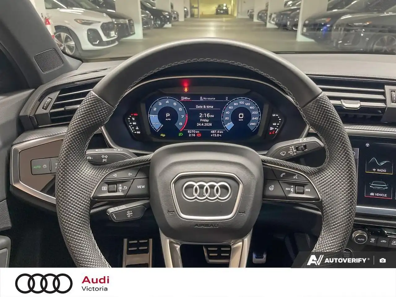 Audi Q3 снимка Audi Q3