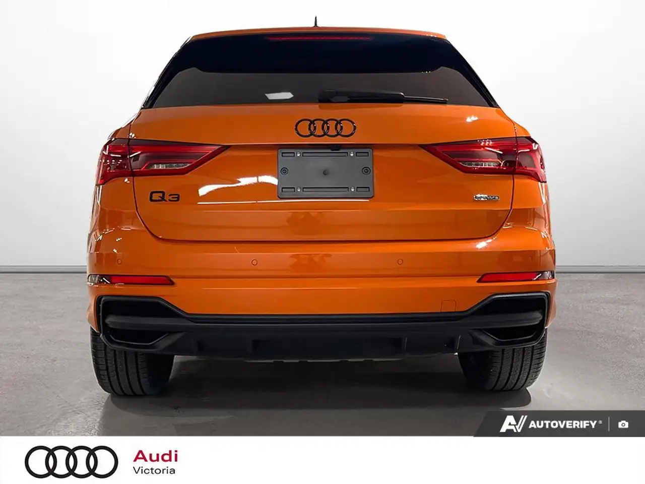 Audi Q3 снимка Audi Q3
