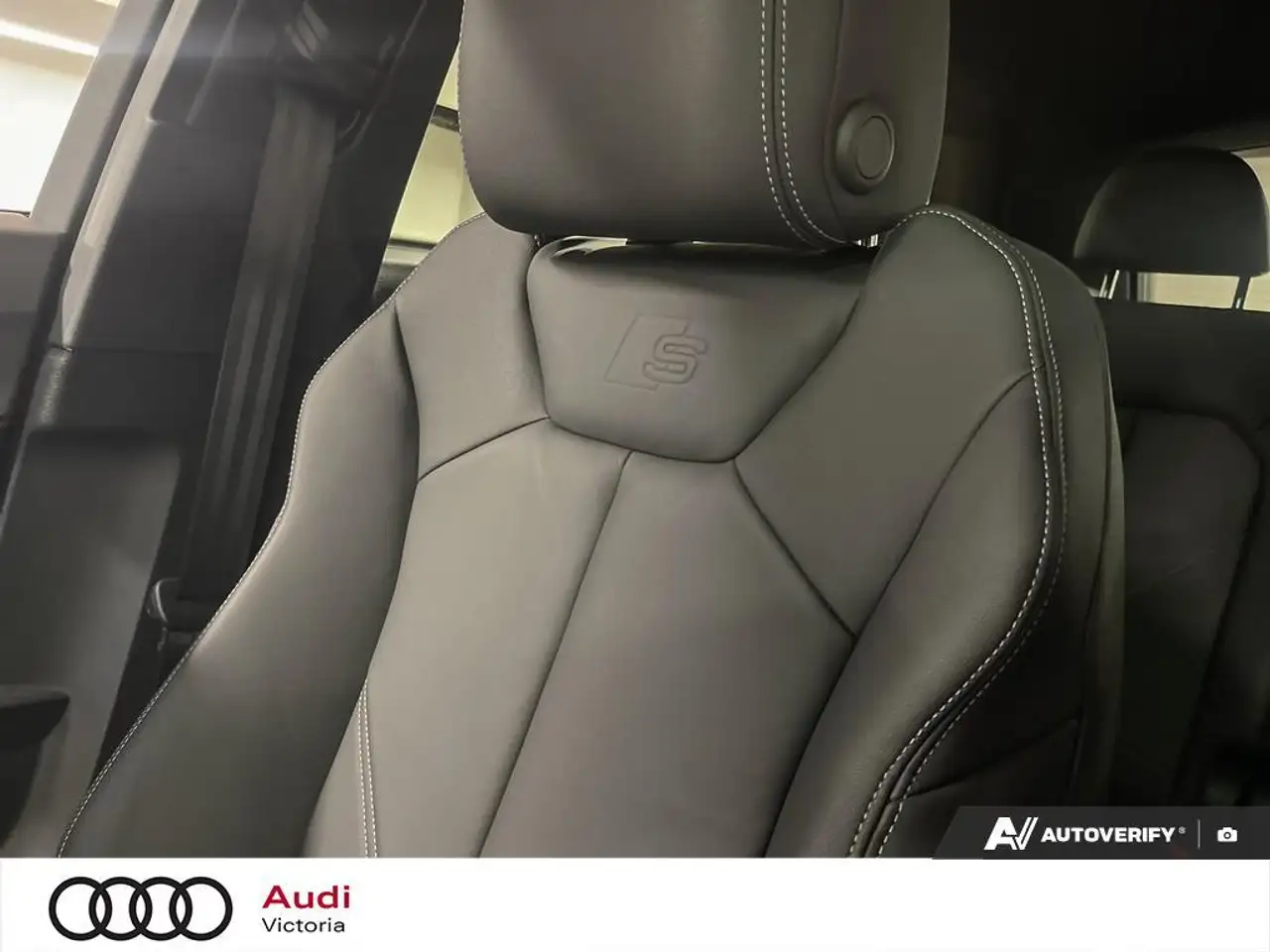 Audi Q3 снимка Audi Q3