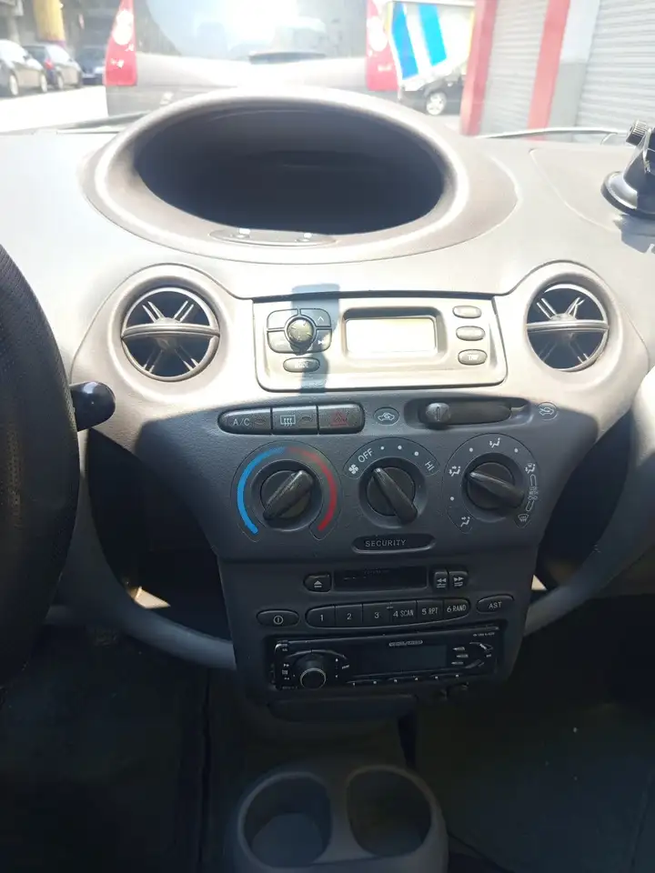 Toyota Yaris 1.0 Start, foto 3