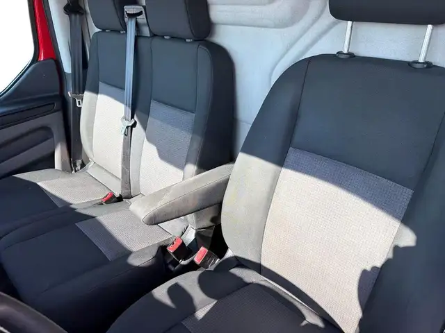 Ford Transit Custom view 10