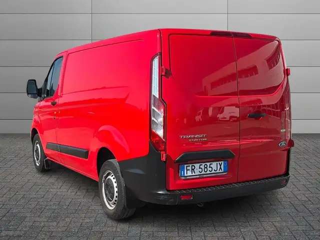 Ford Transit Custom view 4