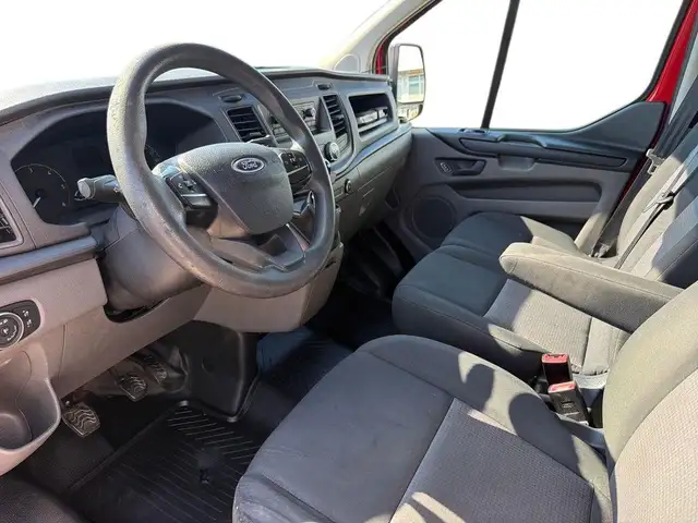 Ford Transit Custom view 6