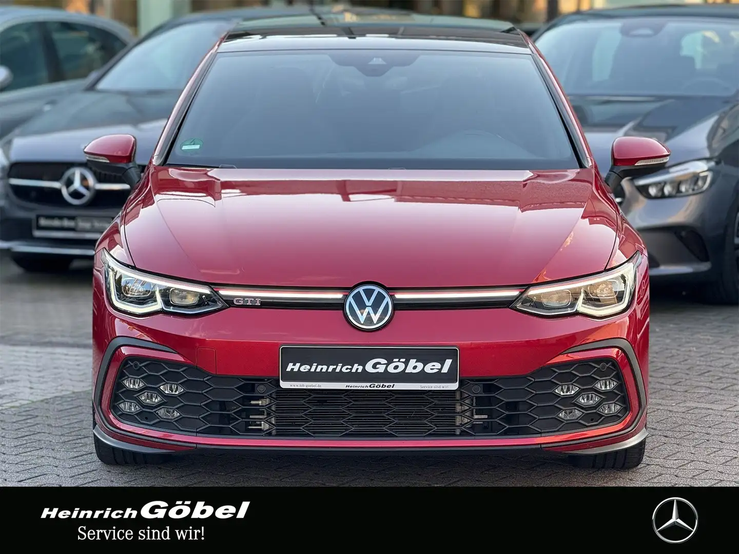 Volkswagen Golf GTI*VIII*2.0TSI*PANO*MATRIX*KEYLESS*AMBIENTE*NAV Rot - 2