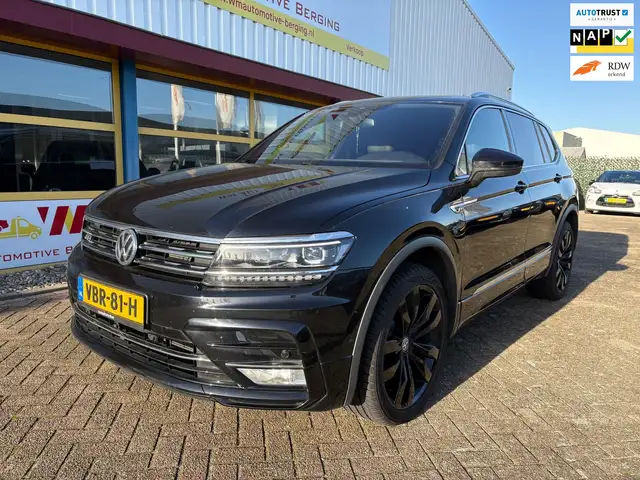 Volkswagen Tiguan 2.0 TDI R-LINE DSG 240 PK LEDER CAMERA