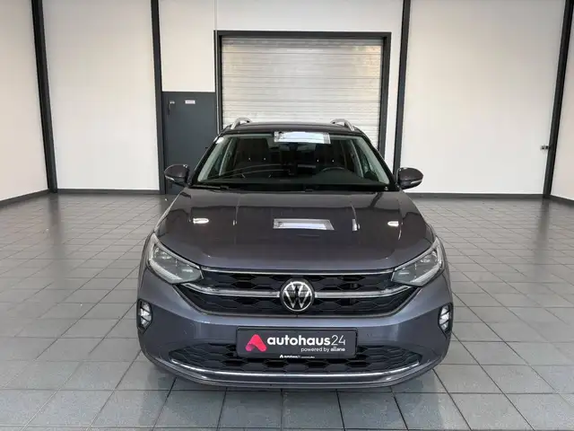 Volkswagen Taigo view 2