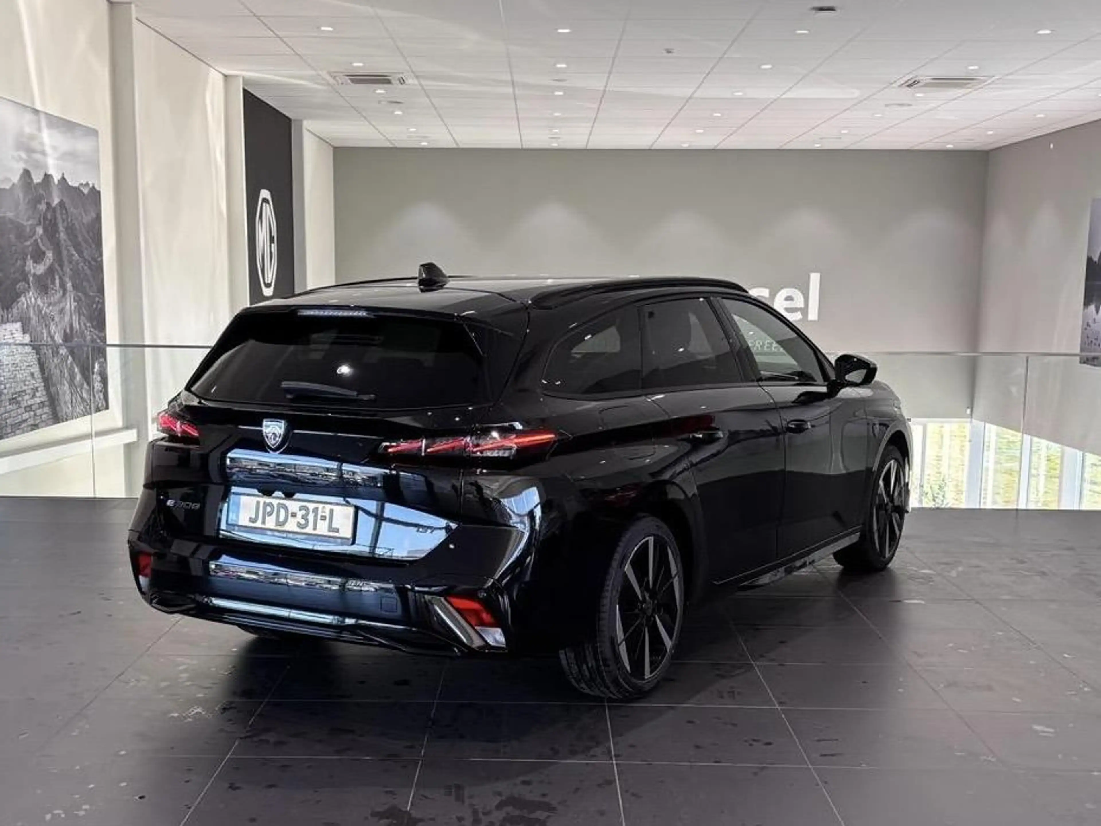 Peugeot 308 e-308 SW GT 54 kWh Climate Control | Voorstoelen E — photo 5