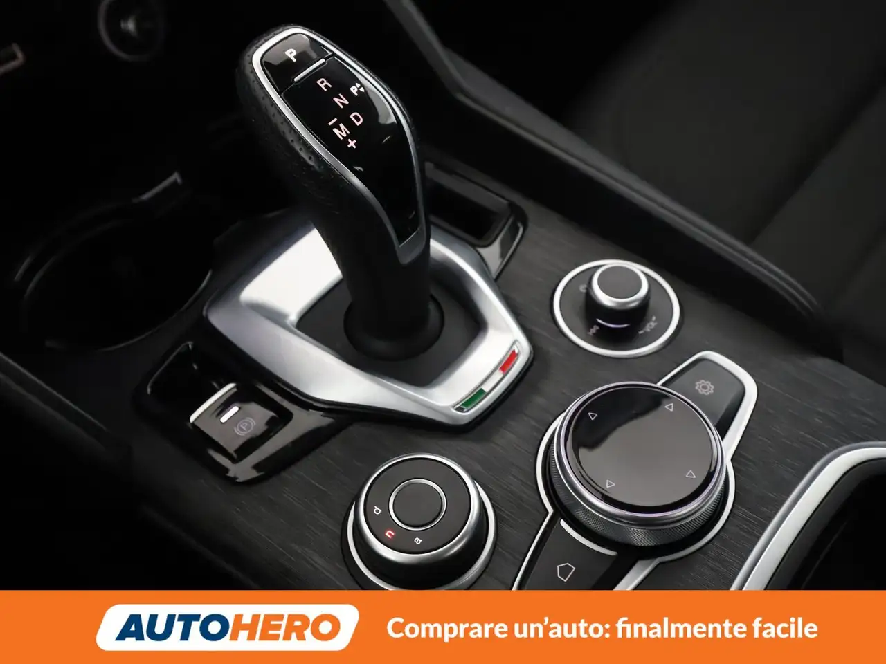 Alfa Romeo Giulia 2021 — фото 25