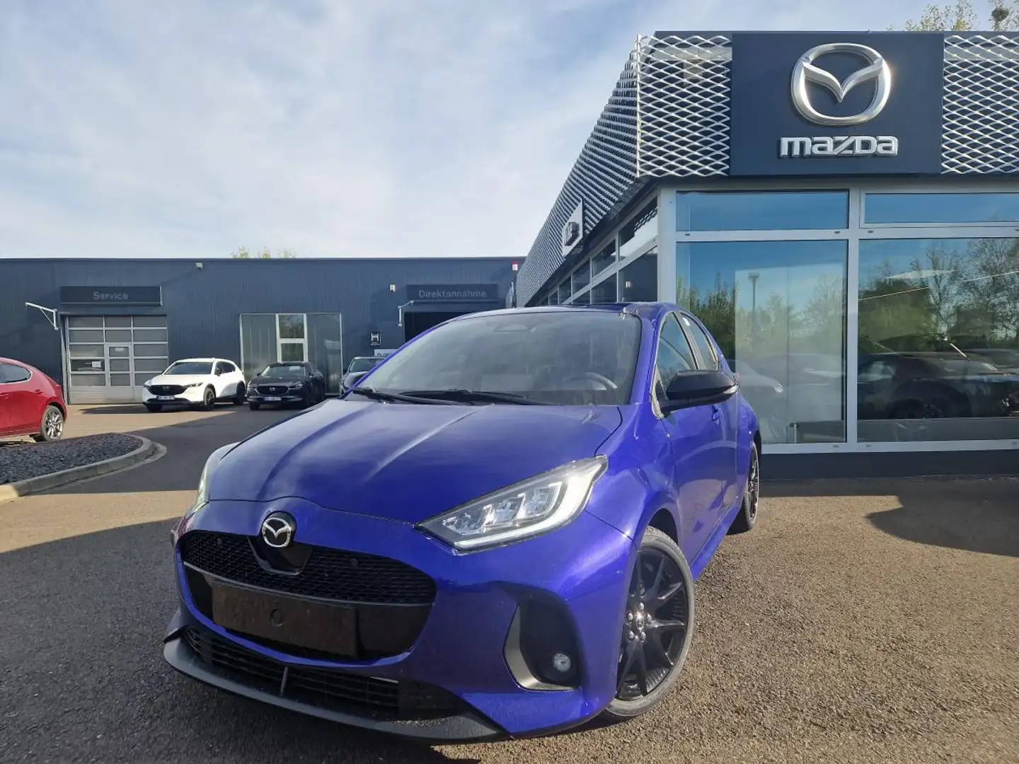 Mazda 2 Hybrid 2024 5HB 1.5L VVT-i 116 PS e-CVT FWD HOMURA Blau - 1