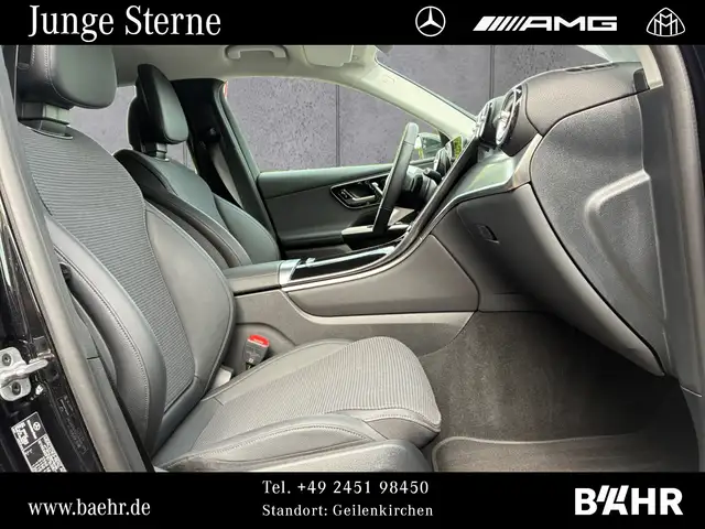 Mercedes-Benz GLC view 5