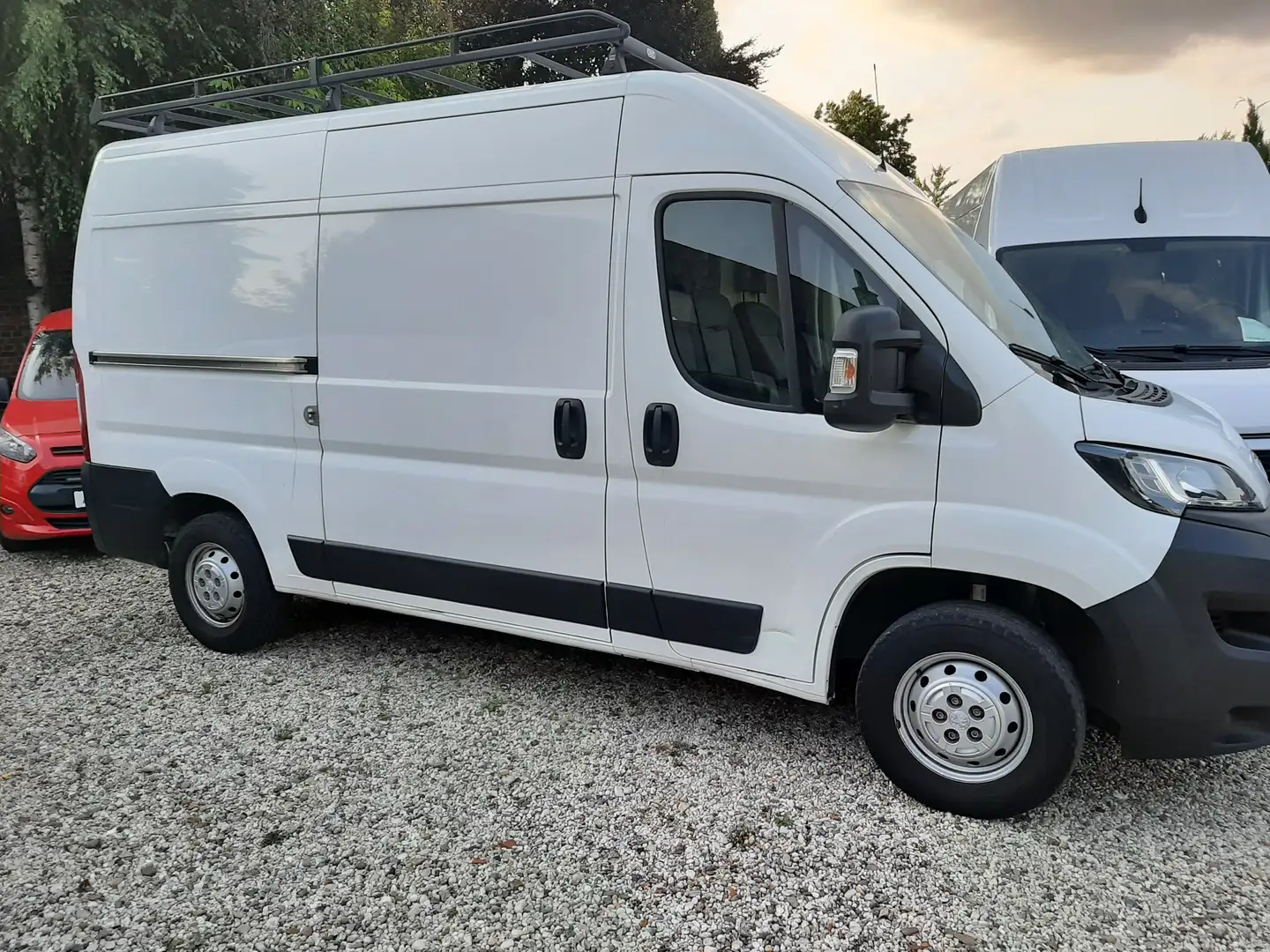 Peugeot Boxer L2H2 Klima Ahk 70TKM!! 333 BleuHdi Weiß - 1