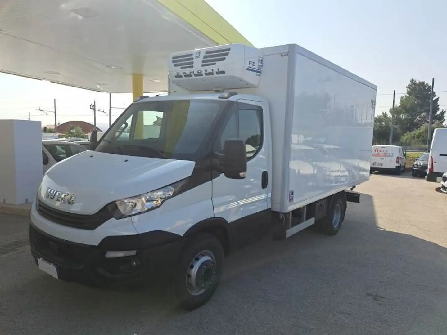 Iveco Daily 60C18 3750-FRIGO/STRADA RETE Blanc - 1