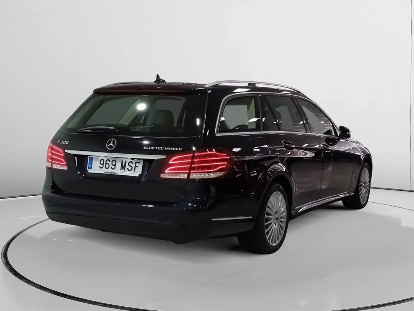 Mercedes-Benz E 300 BT Hybrid 7G Plus Azul - 2