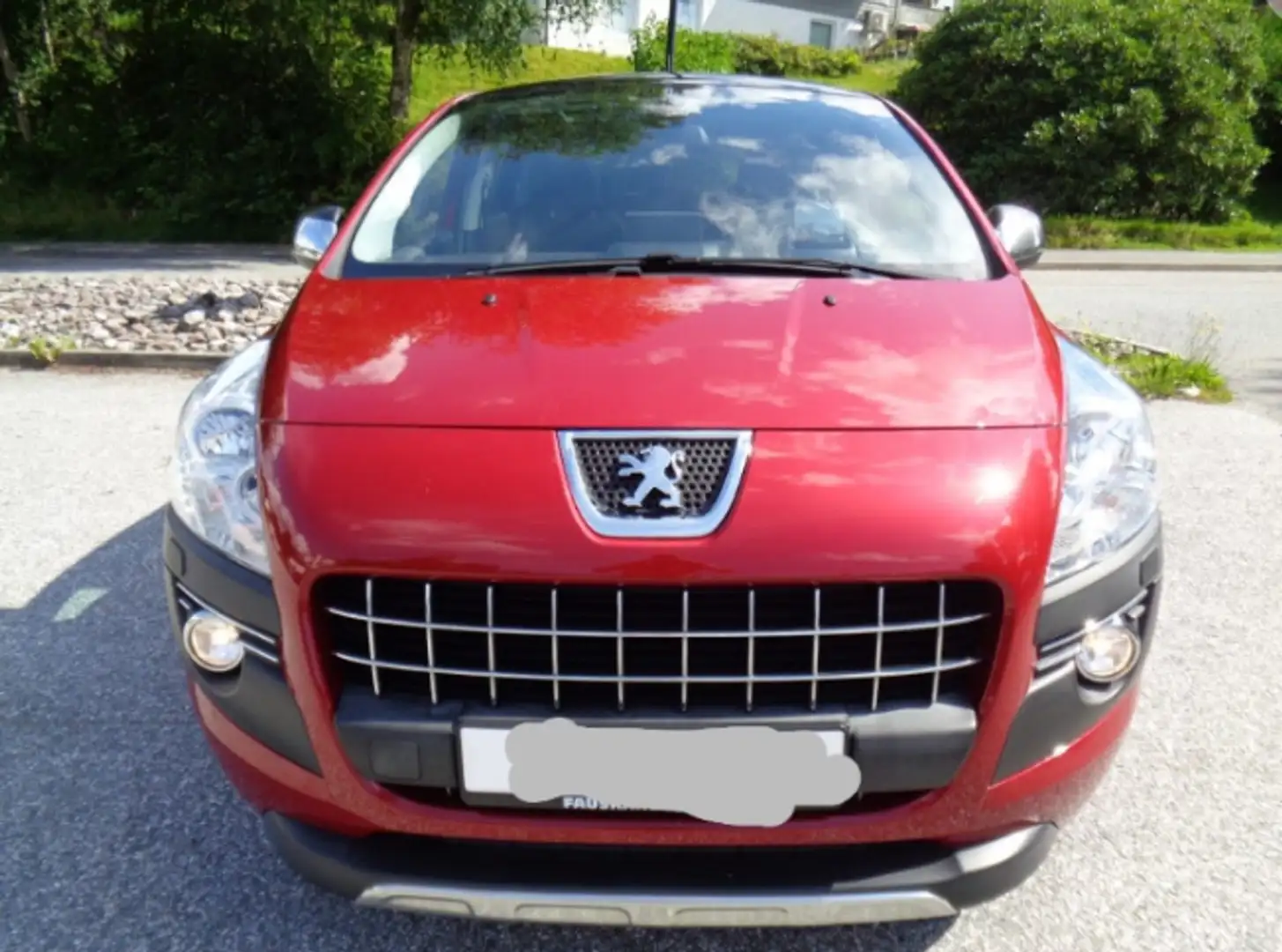 Peugeot 3008 3008 1.6 HDI 110 FAP BUSINESS PACK VU Rouge - 1