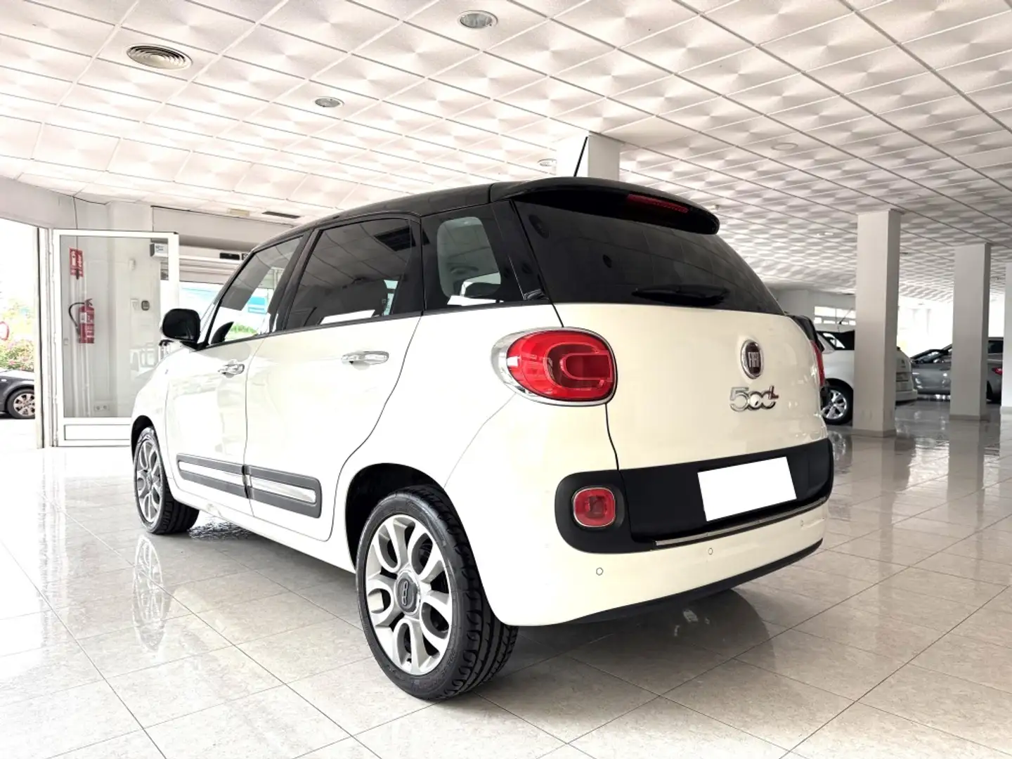 Fiat 500L 1.3Mjt II S&S Lounge 95 Aut. Blanc - 2