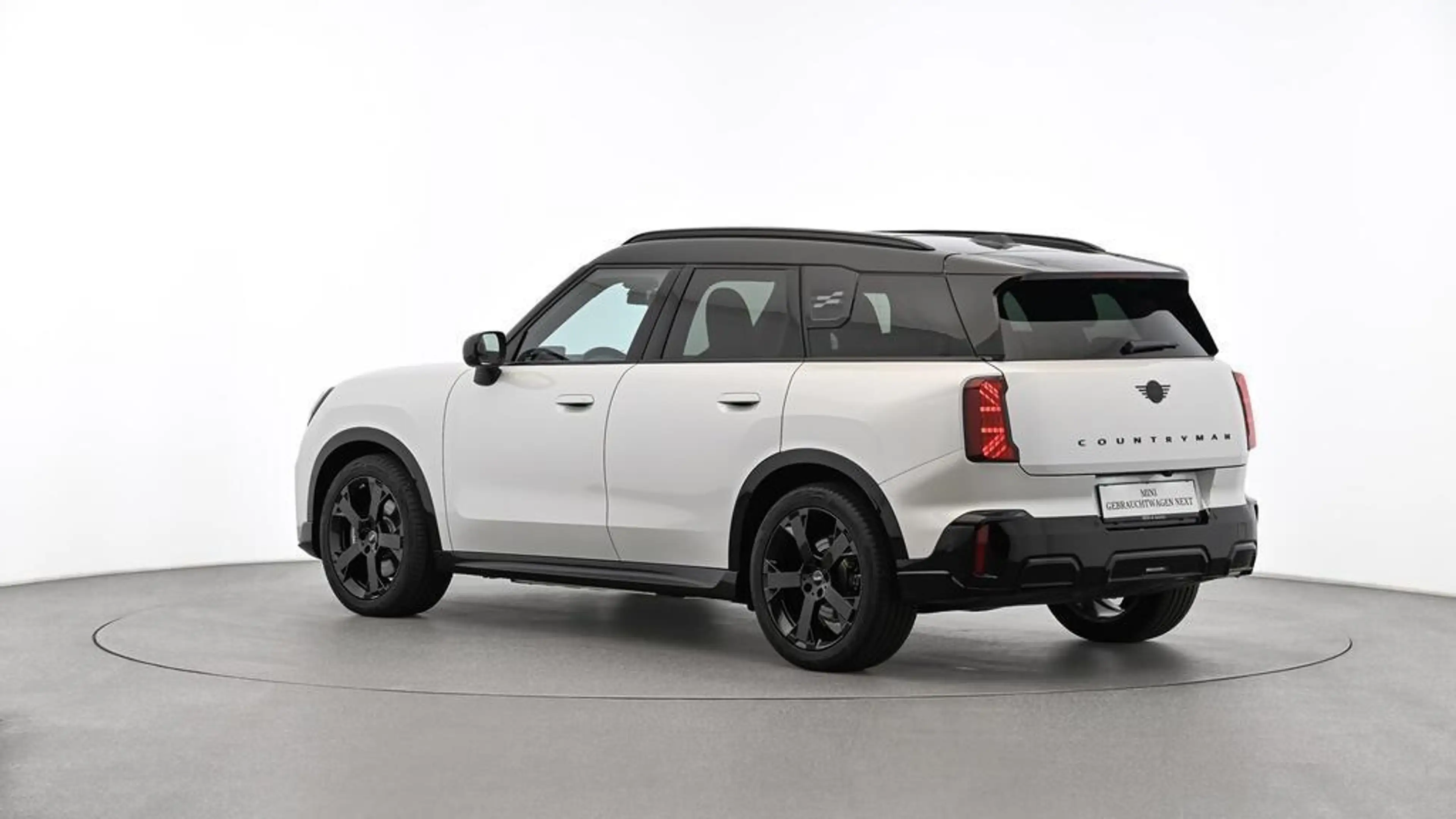 MINI Countryman E — photo 7
