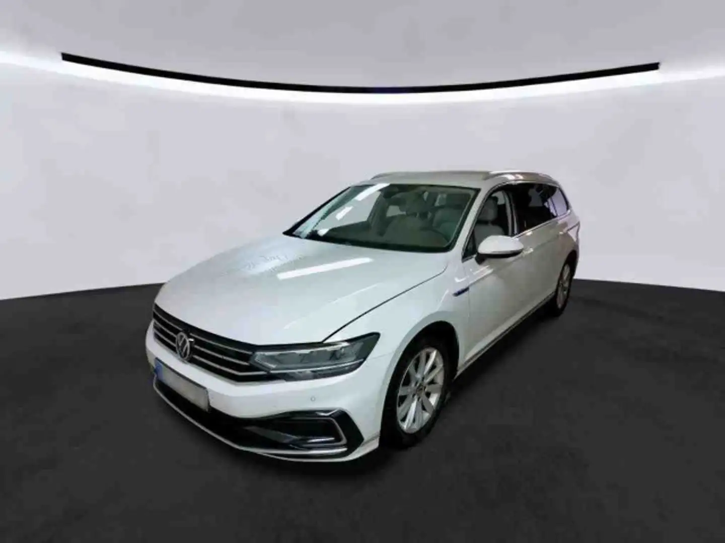 Volkswagen Passat Variant GTE LEDER ST.HEIZ LM18 360° Weiß - 2