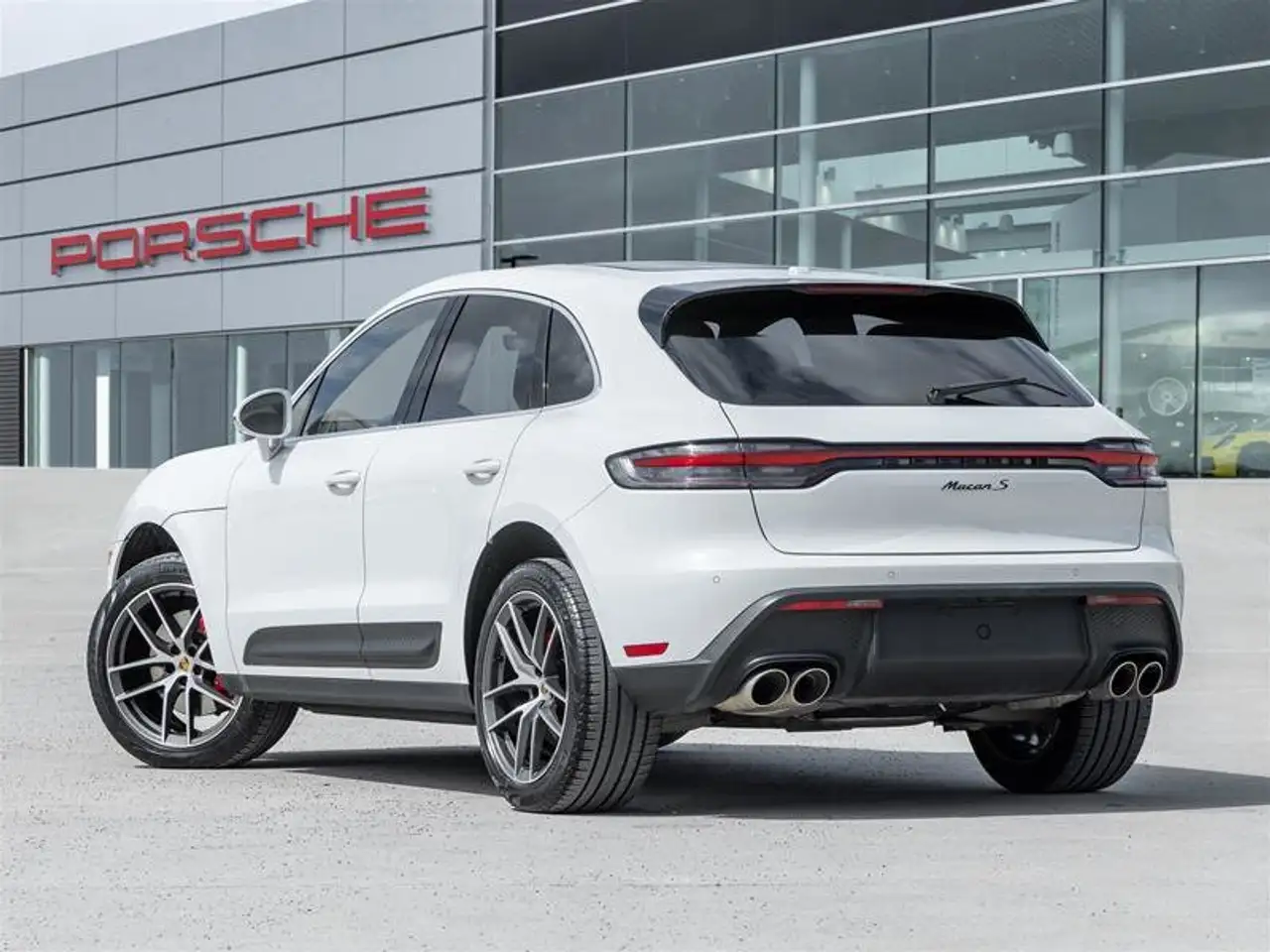 Porsche Macan снимка Porsche Macan
