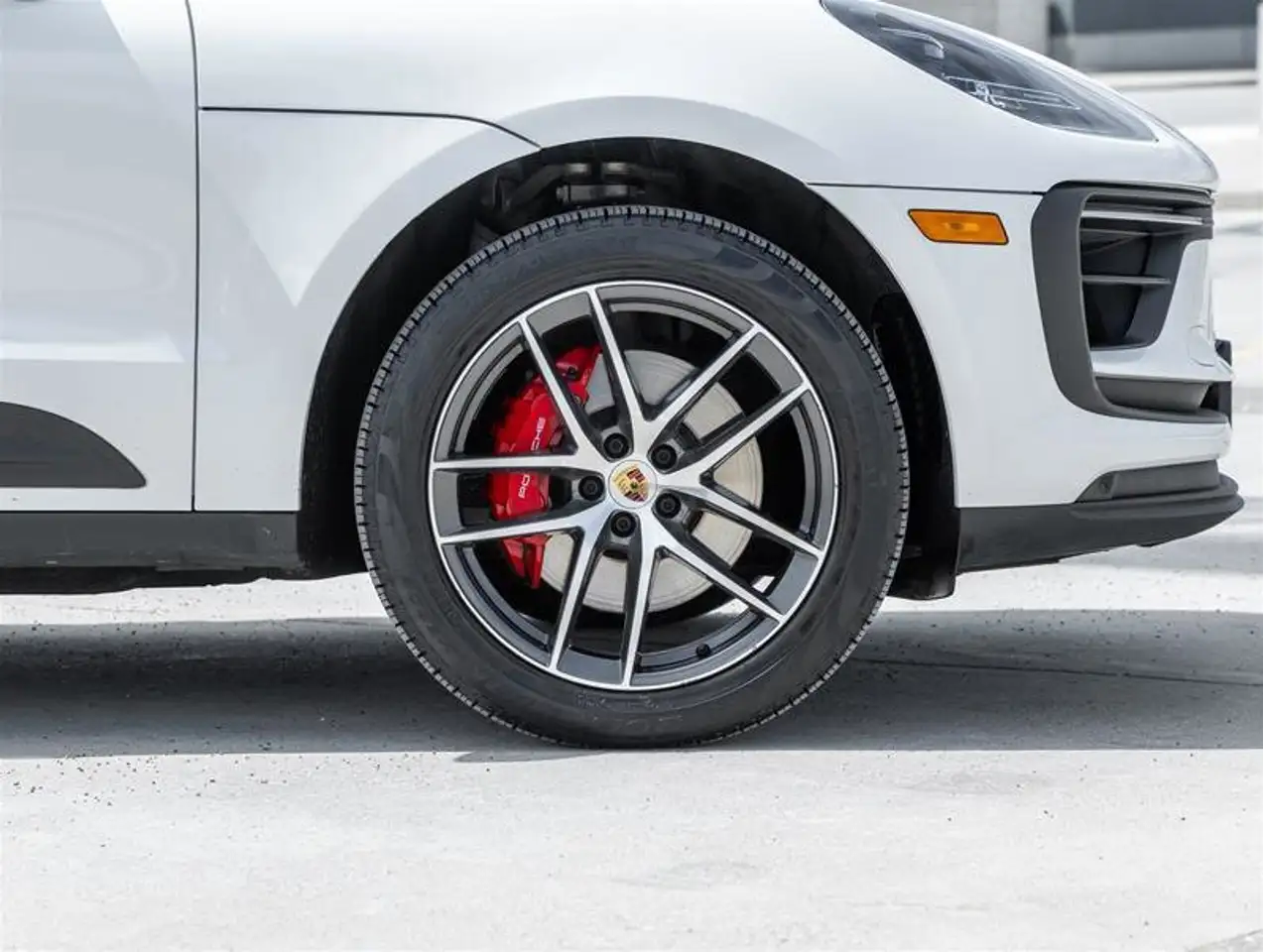 Porsche Macan снимка Porsche Macan