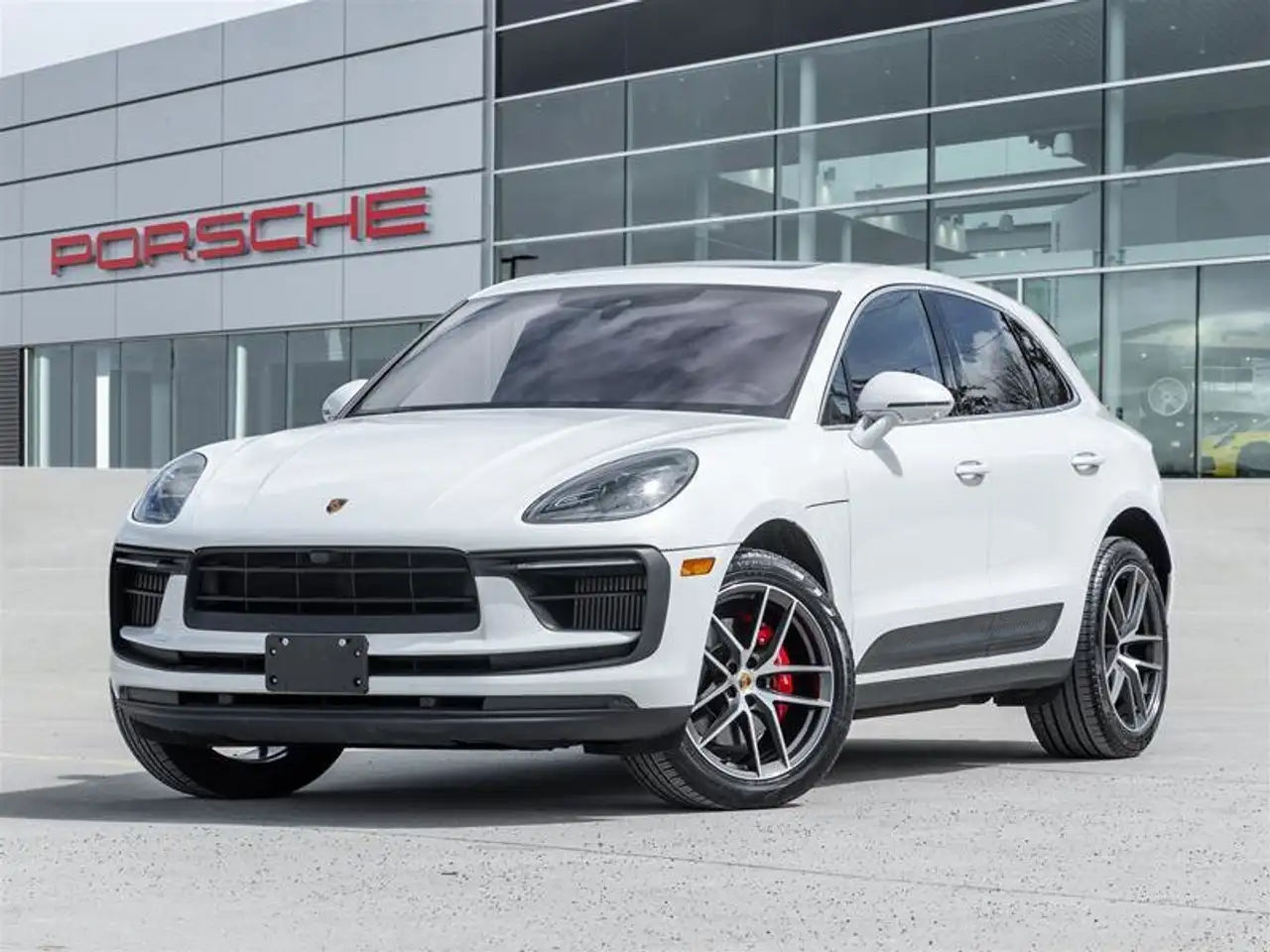 2023 Porsche Macan