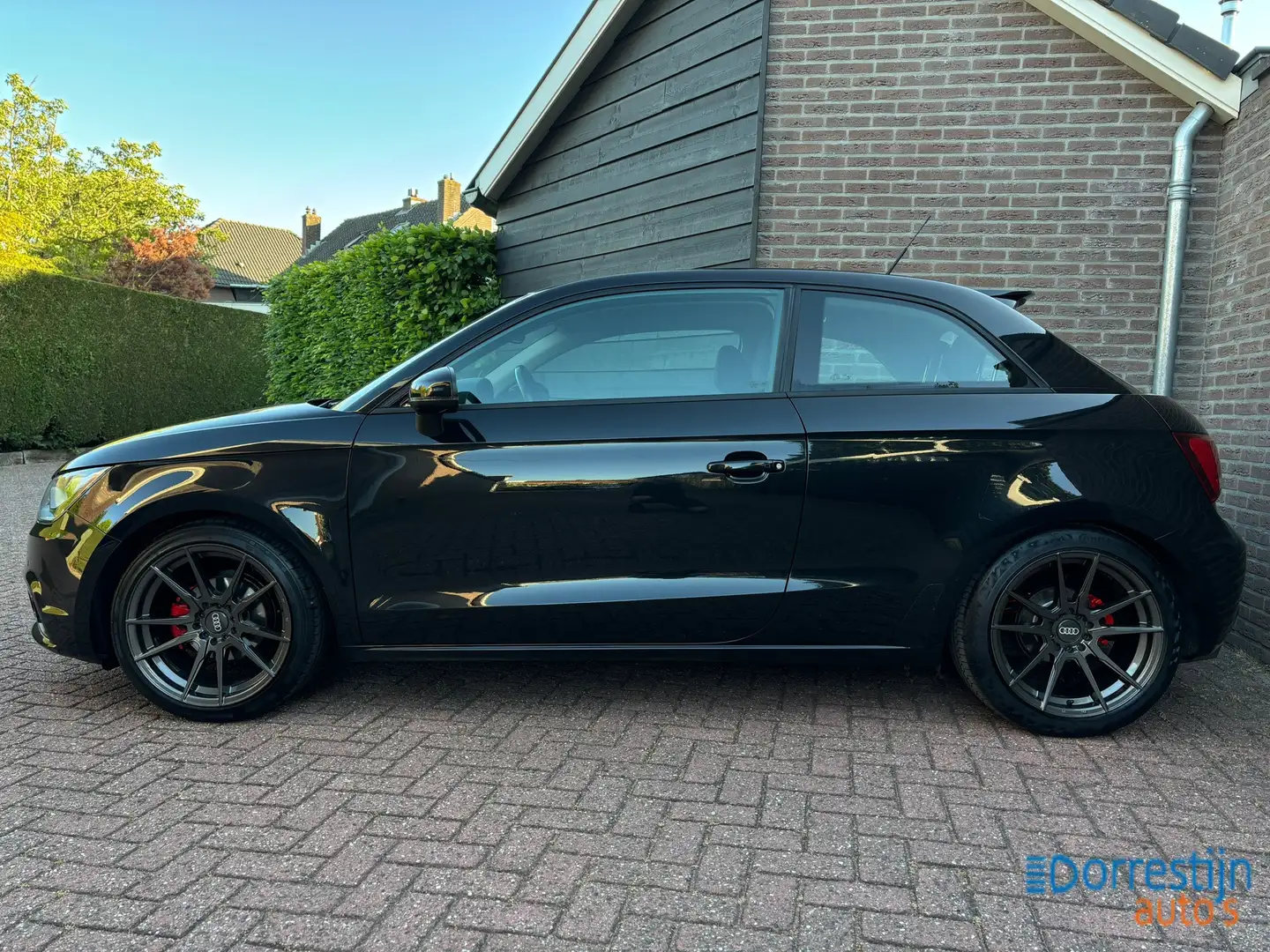 Audi A1 1.2 TFSI Ambition Pro Line Business PDC | 17inch | Zwart - 2