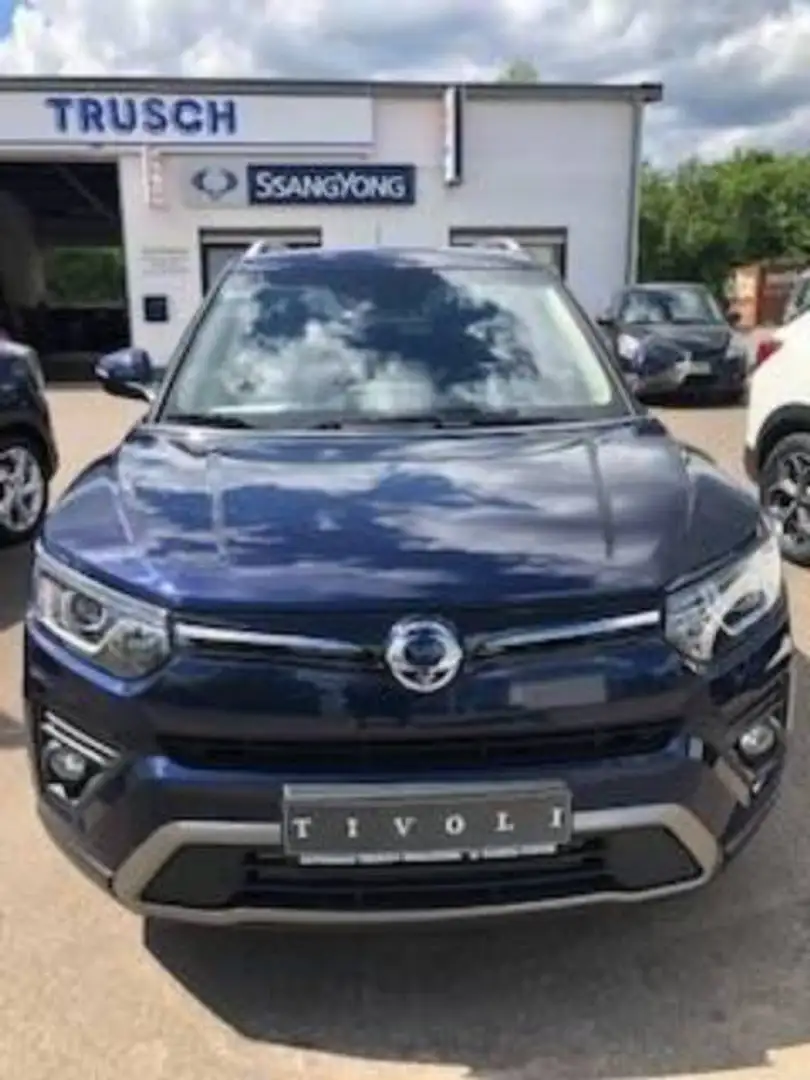 SsangYong Tivoli GRAND TIVOLI QUARTZ 1.5 P 6A Синій - 2