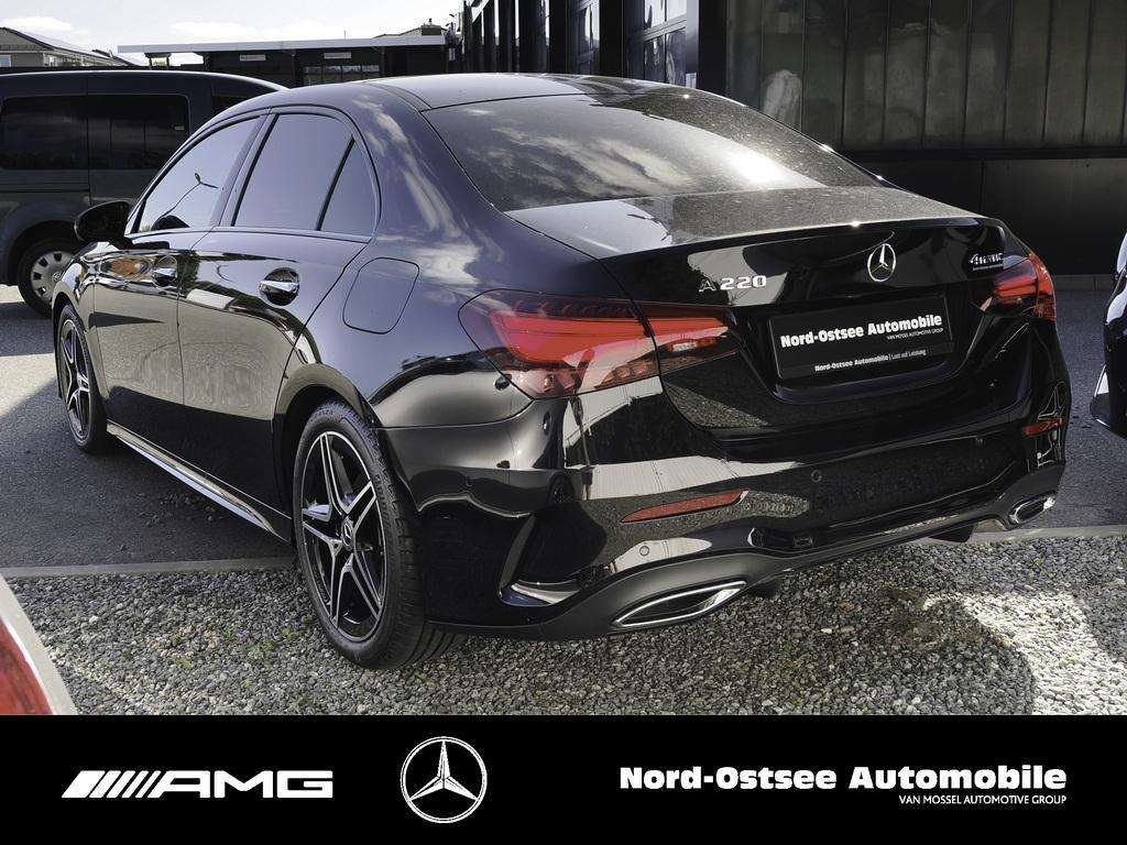 Mercedes-Benz A 220