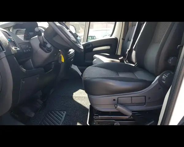 Citroen Jumper view 5