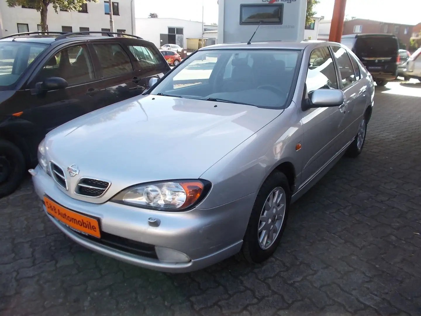 Nissan Primera 1.8 visia TÜV NEU Argent - 1
