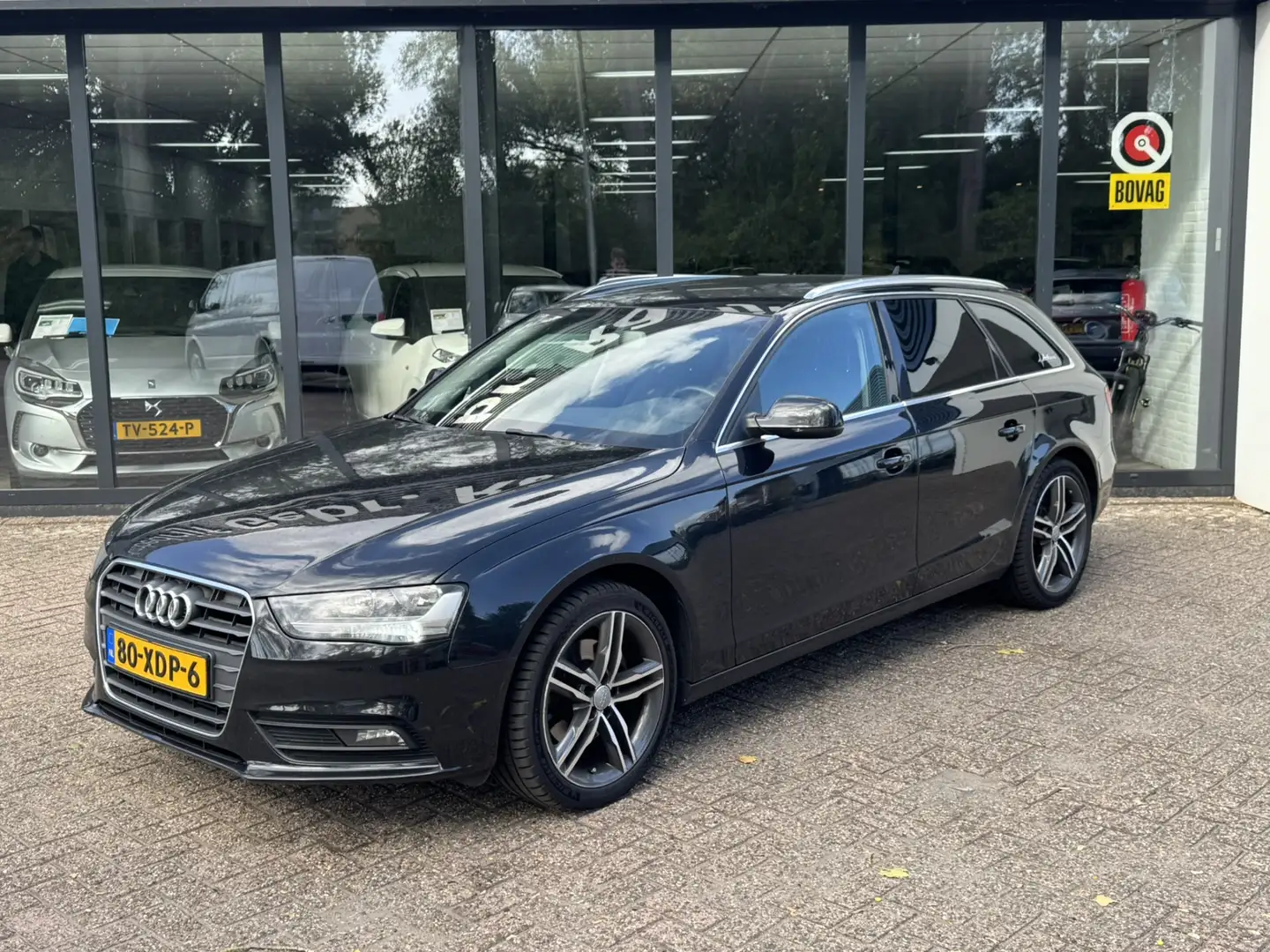 Audi A4 Avant 1.8 TFSI Pro Line *Navi*ECC*EXPORT/EX.BPM* Zwart - 2