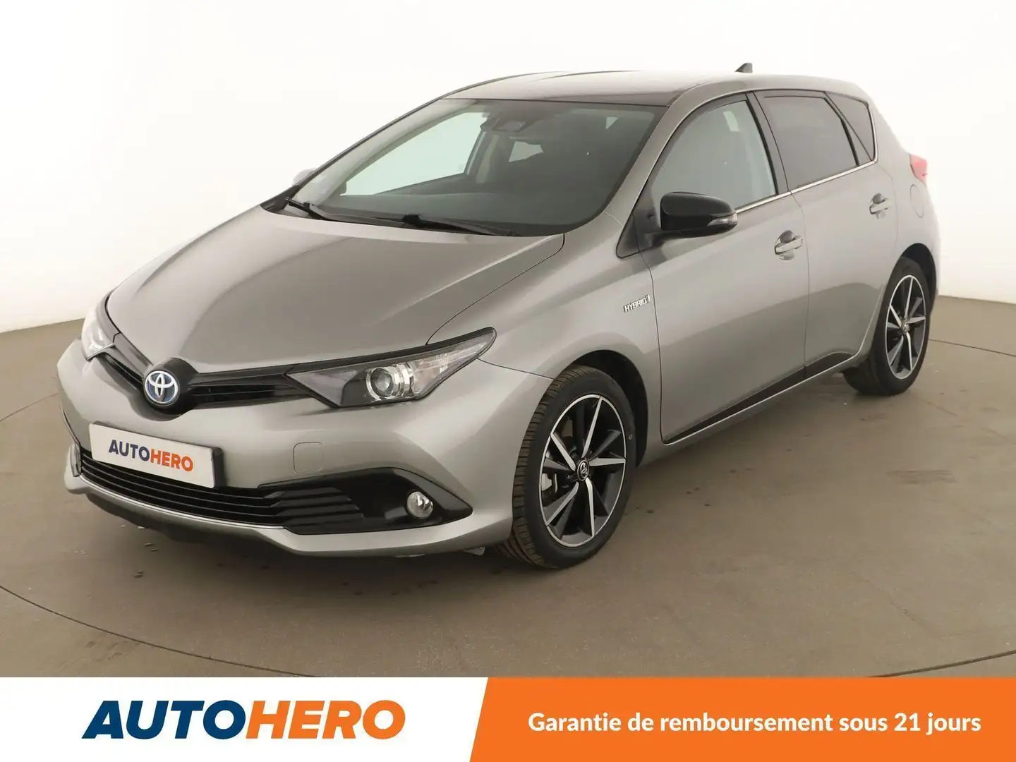 Toyota Auris 1.8 Hybride Collection CVT Auto Gris - 1