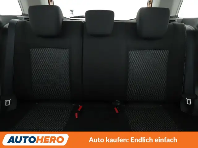 Suzuki Vitara view 15