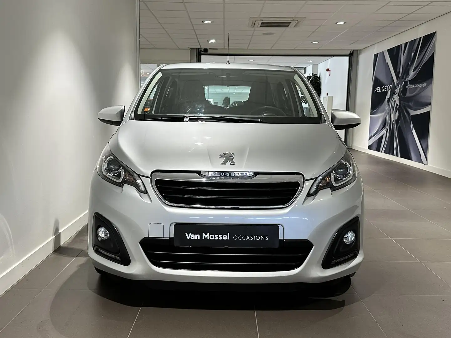 Peugeot 108 1.0 e-VTi Active | Airco | Elektrische ramen | Zui Grau - 2