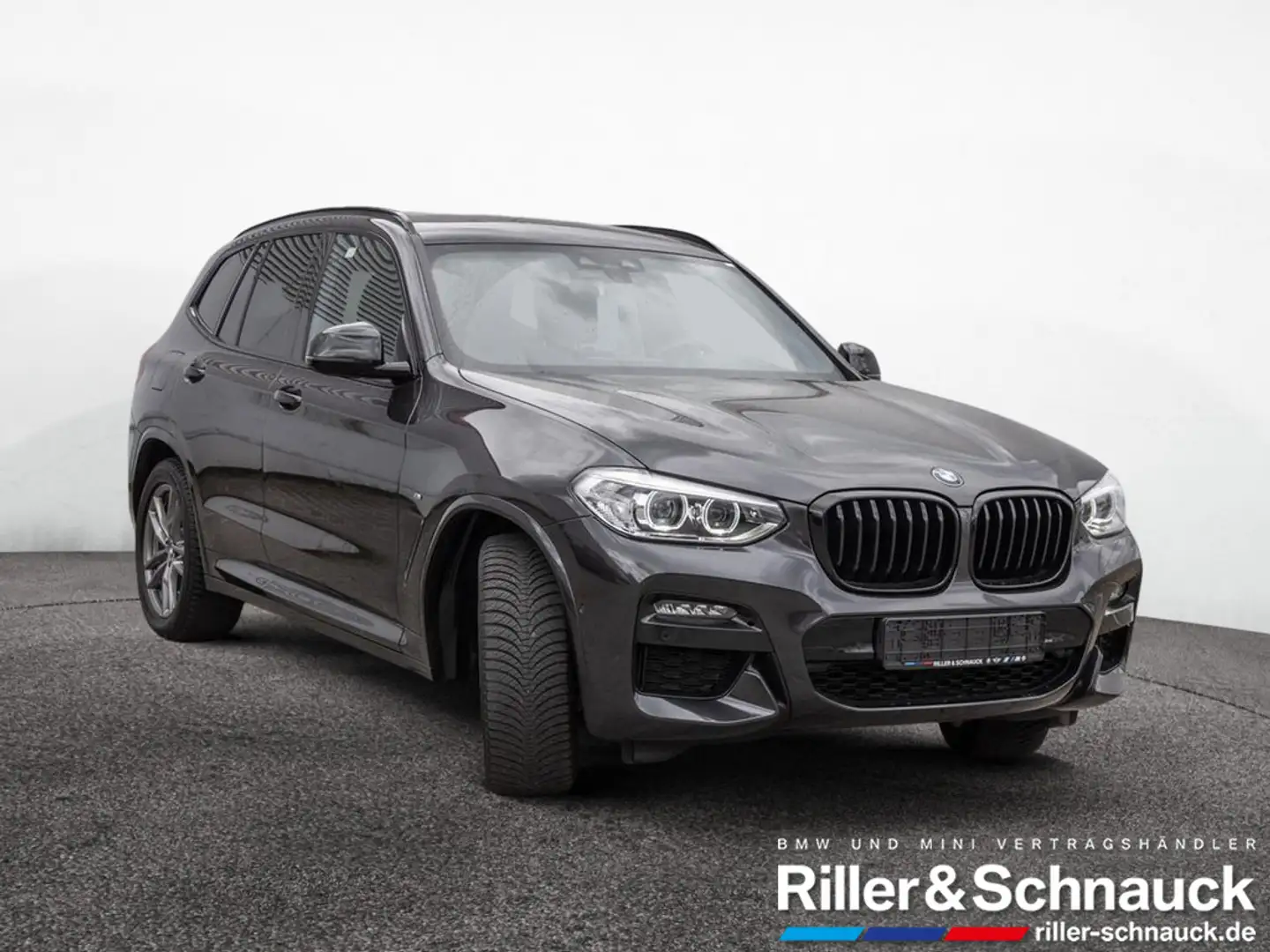 BMW X3 xDrive 20d KAMERA NAVI AHK HUD LED PANO Grau - 2