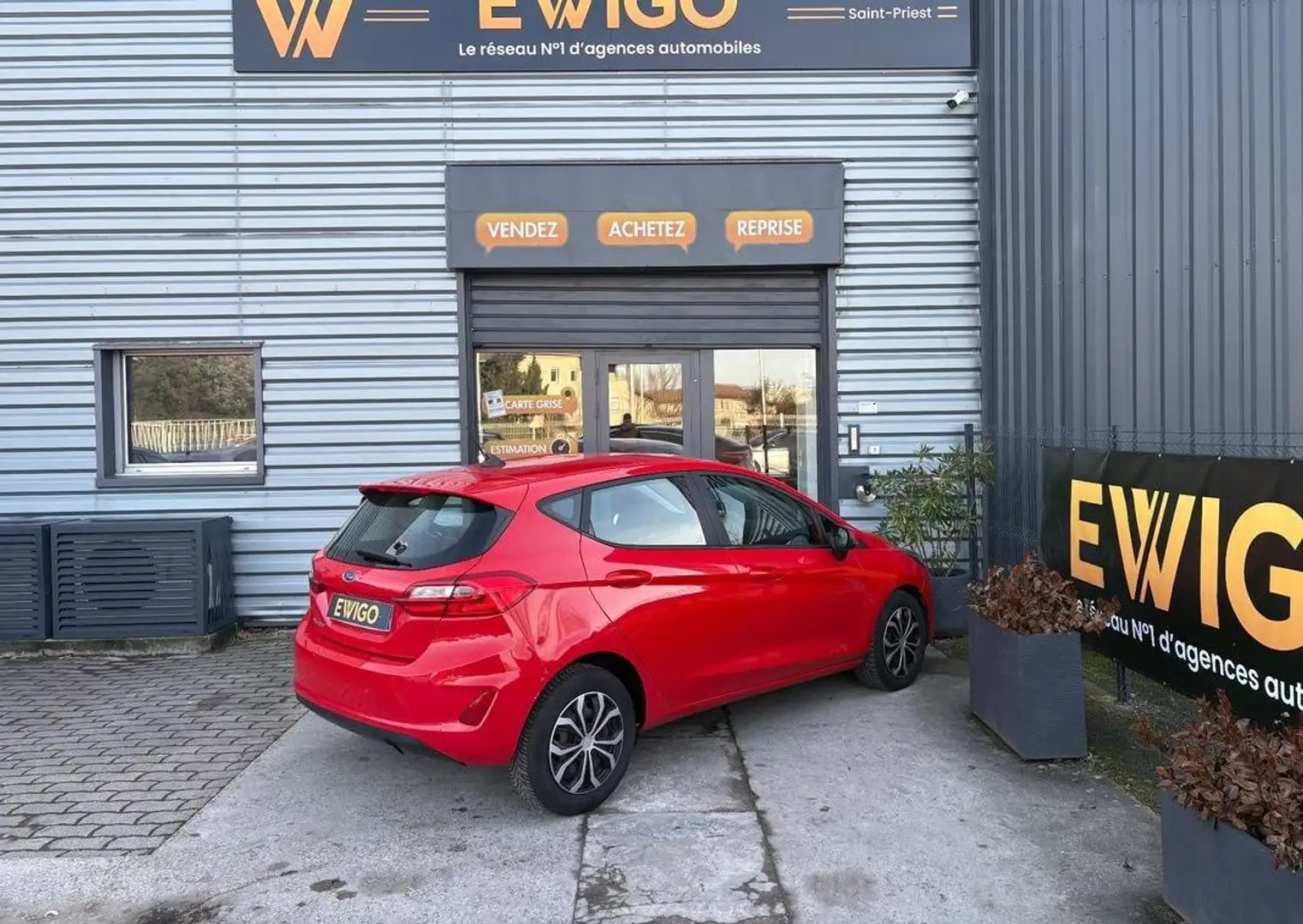Ford Fiesta 1.5 tdci 85ch carplay radar de recul Rouge - 2