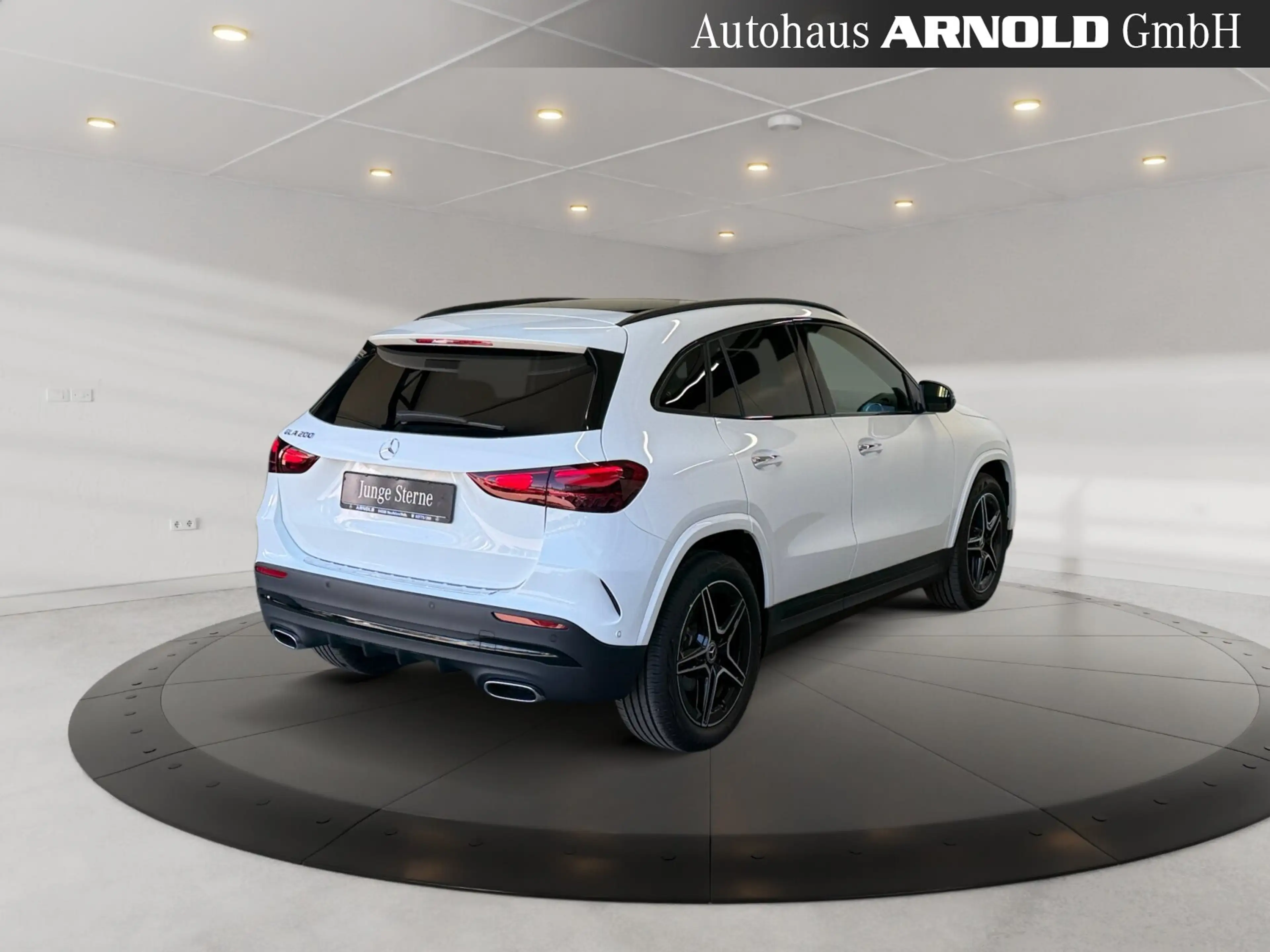 Mercedes-Benz GLA 200 GLA 200 AMG-Line MULTIBEAM PanoD. el-Klappe 19" BC — photo 4