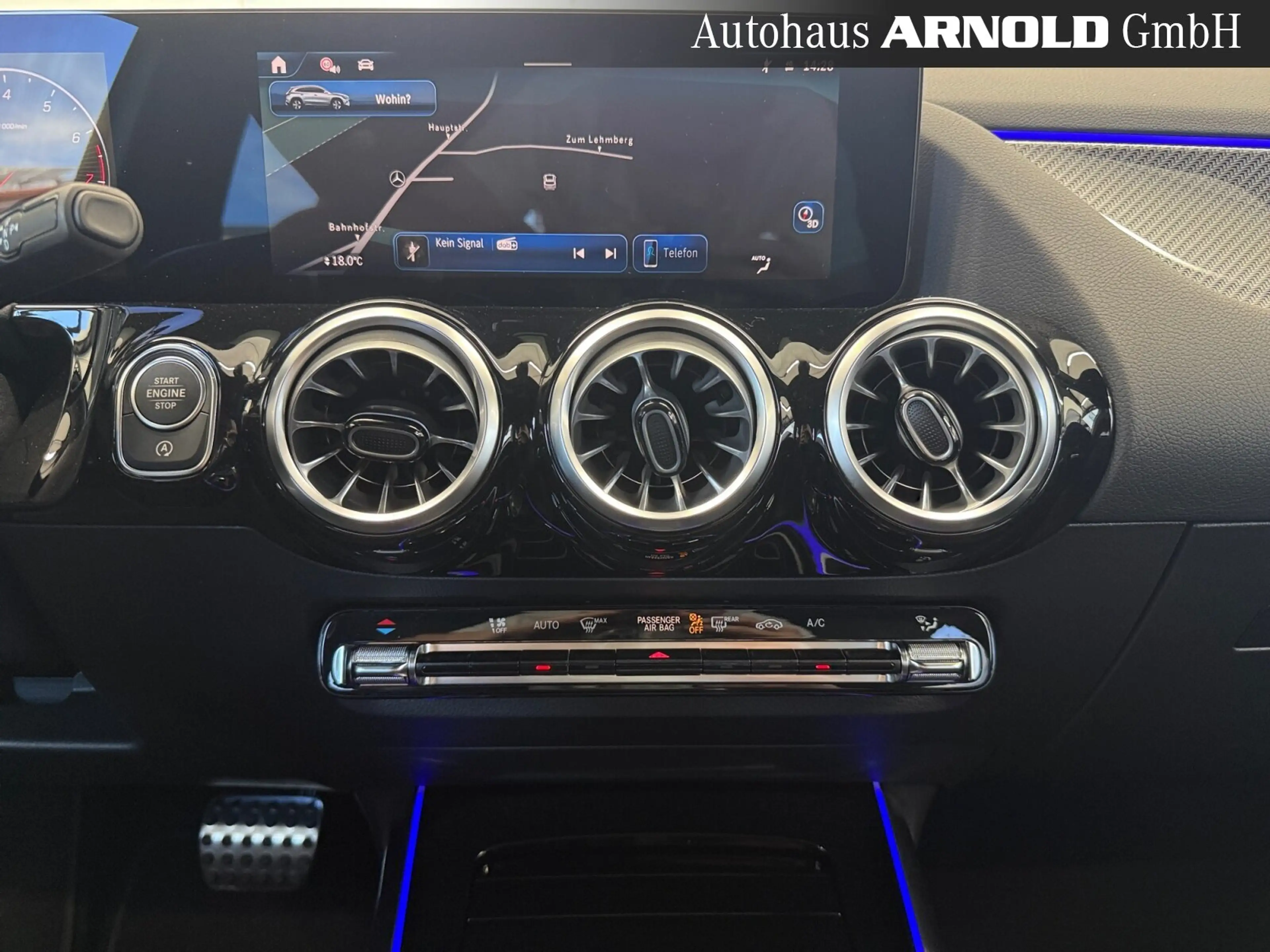 Mercedes-Benz GLA 200 GLA 200 AMG-Line MULTIBEAM PanoD. el-Klappe 19" BC — photo 10