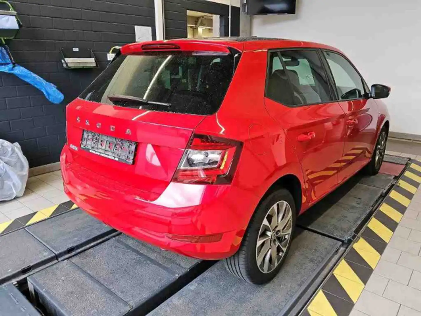 Skoda Fabia Clever Best of 1.0TSI LED Nav ACC PANO SHZ Rouge - 2
