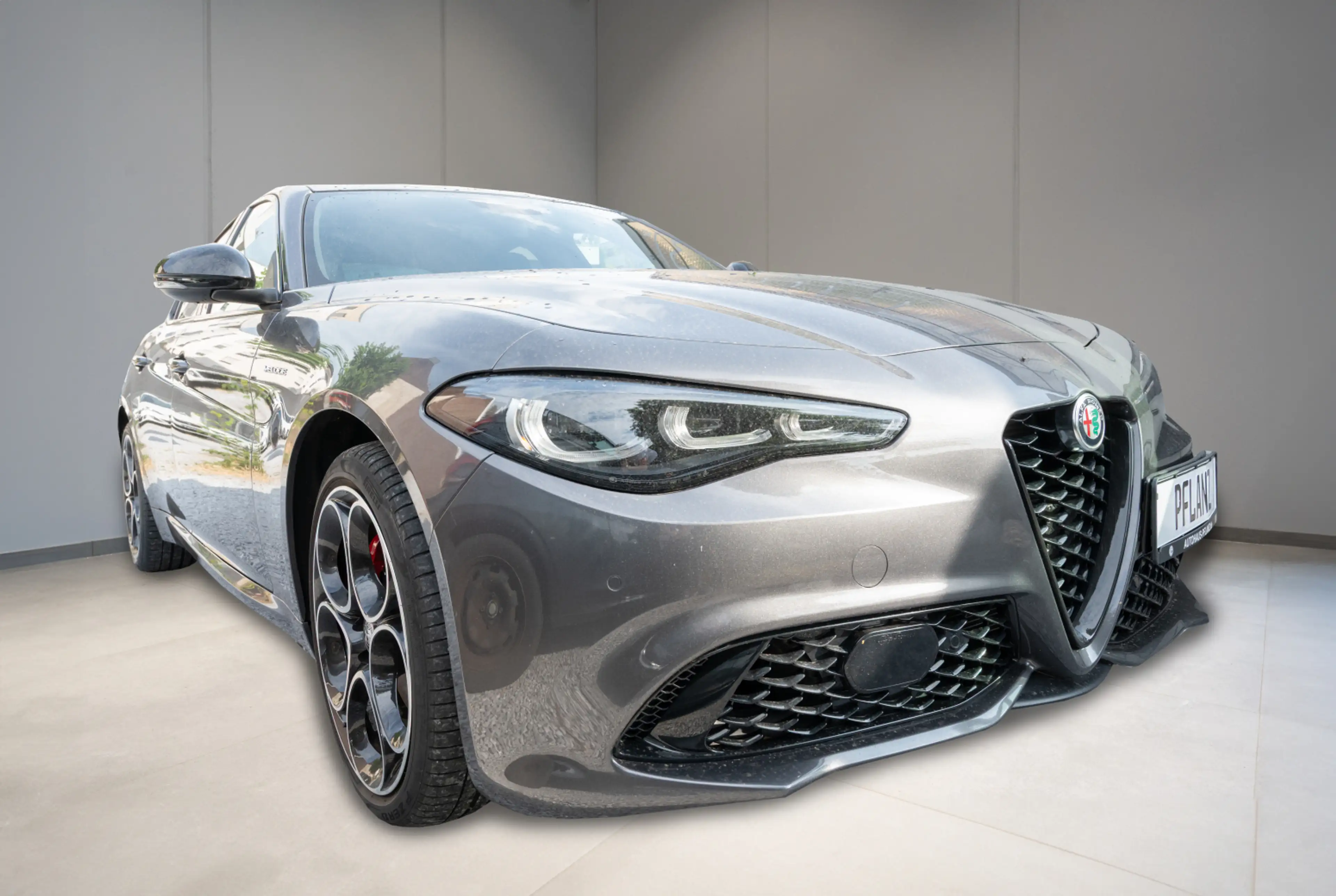Alfa Romeo Giulia Veloce Q4 2.0 Turbo 16V AT8 *SPORT-PAKET*KOMFORT-PAKET* *INVENTUR-SALE* — photo 2