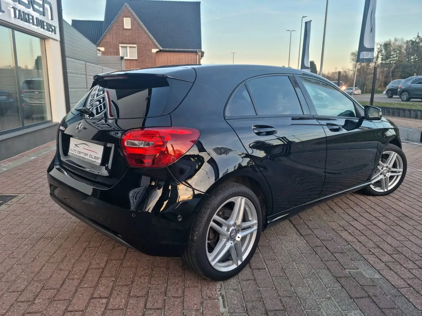 Mercedes-Benz A 180 d Automaat Euro 6b 12 m Garantie Zwart - 2