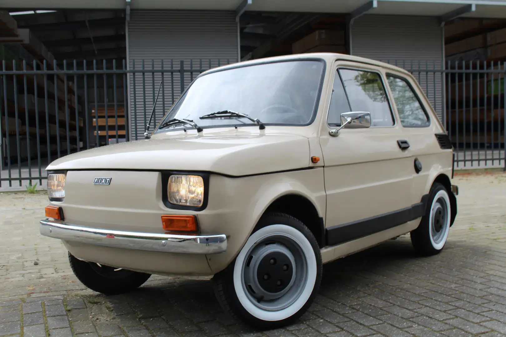 Fiat 126 650 E Leuke originele auto! Béžová - 1