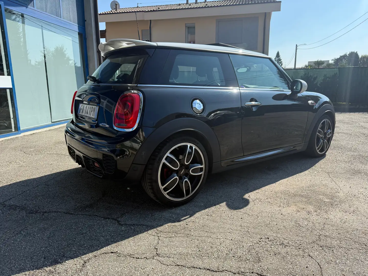 MINI John Cooper Works Mini IV F55-F56 2.0 3p auto Noir - 2