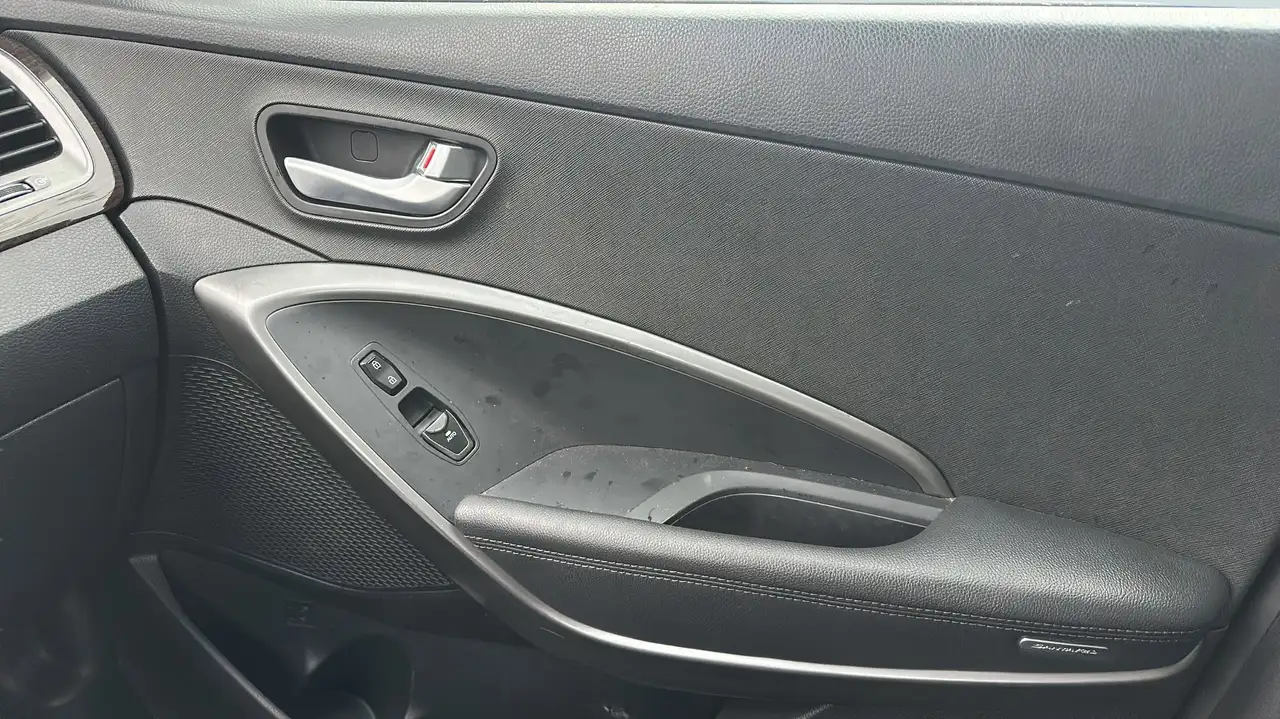 Hyundai SANTA FE снимка Hyundai SANTA FE