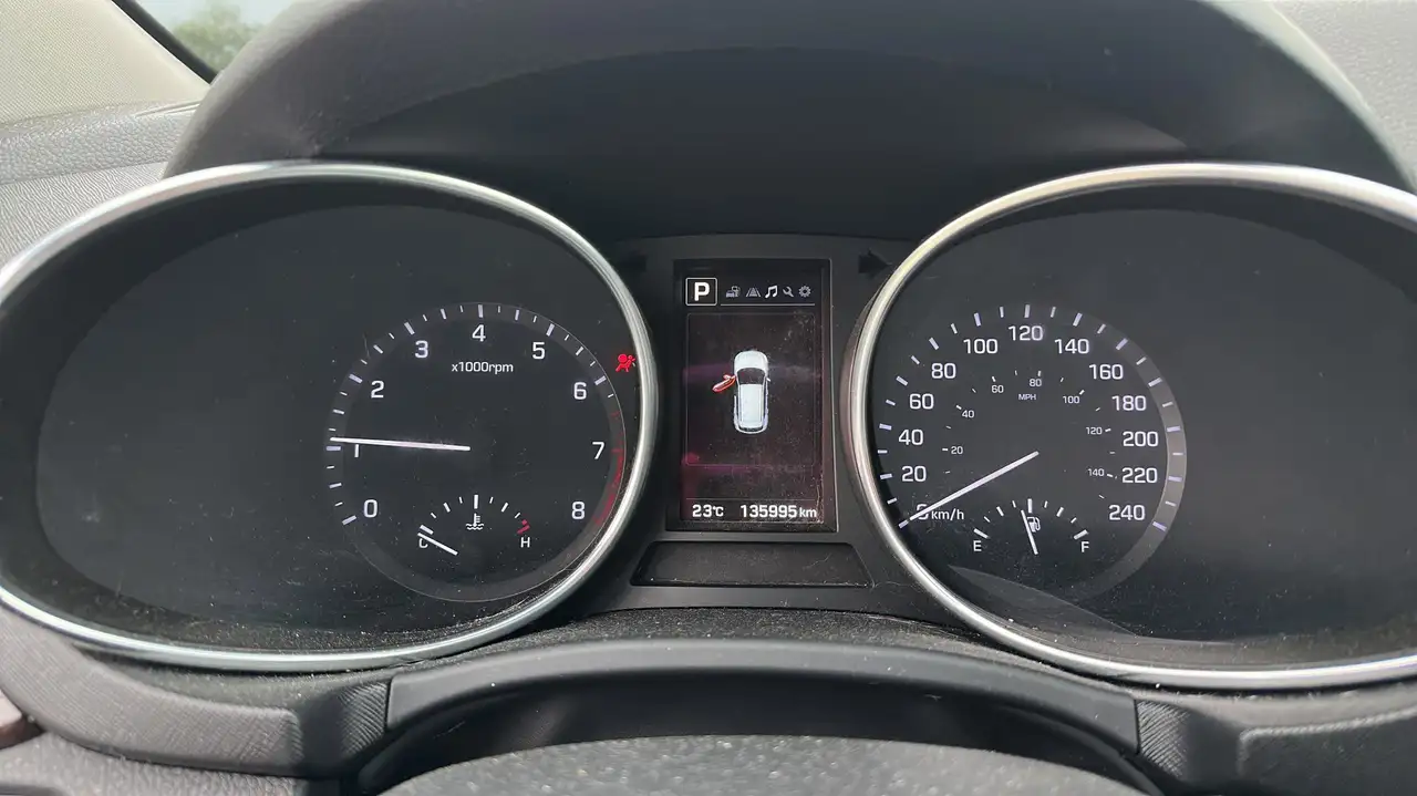 Hyundai SANTA FE снимка Hyundai SANTA FE