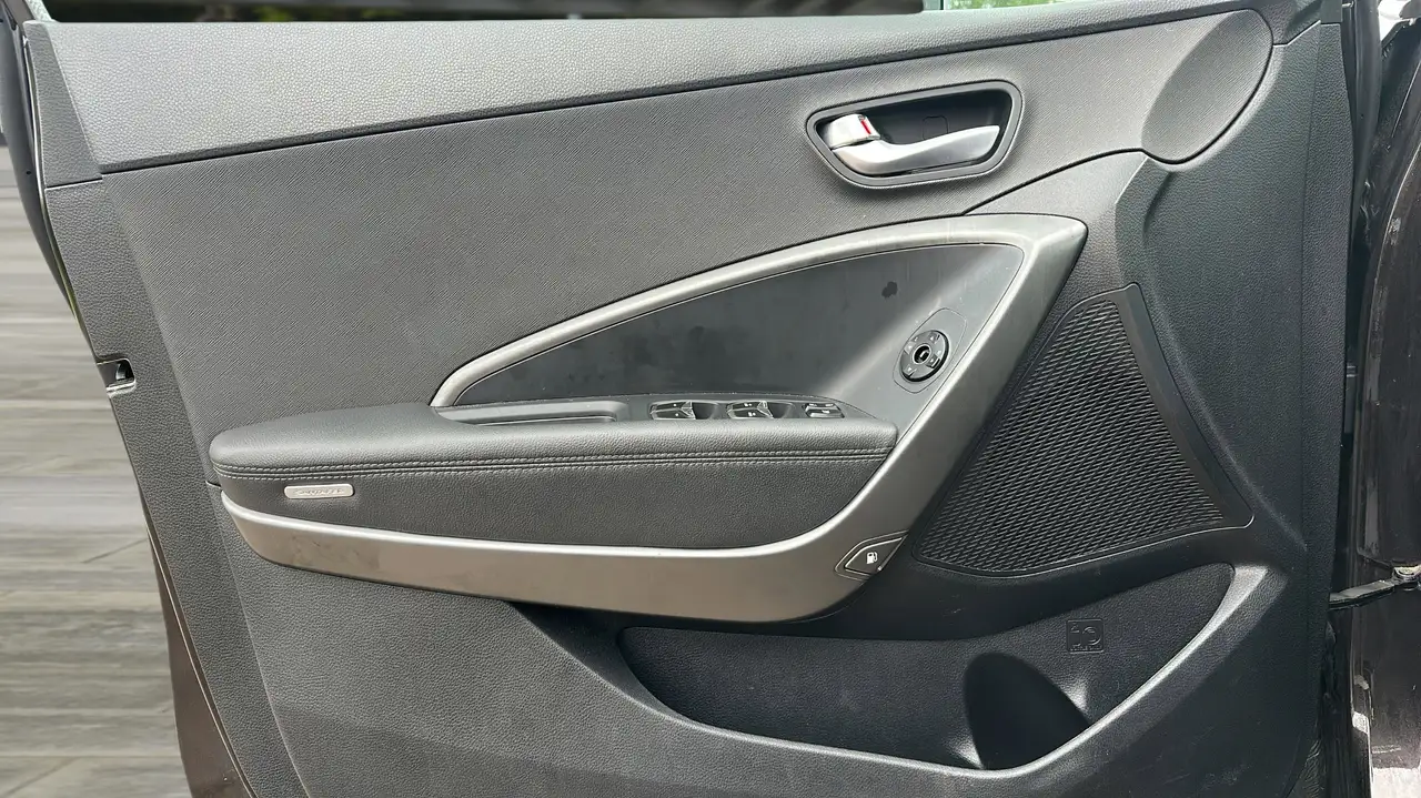 Hyundai SANTA FE снимка Hyundai SANTA FE