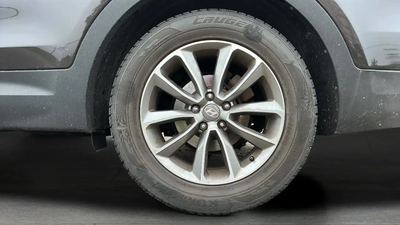 Hyundai SANTA FE снимка Hyundai SANTA FE