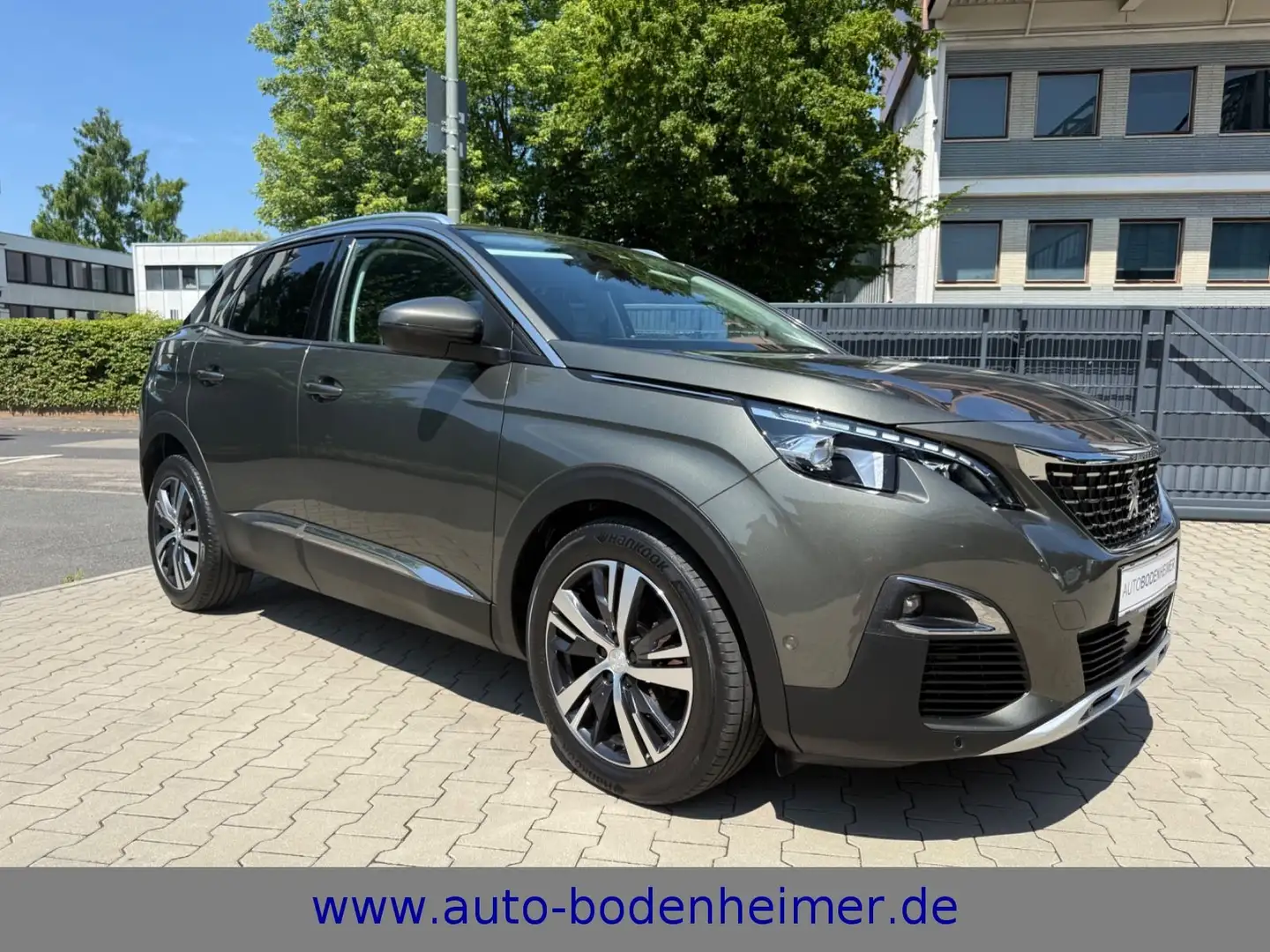 Peugeot 3008 Allure 1.6 THP 165 Autom.·Kamera·Full-LED Grau - 1